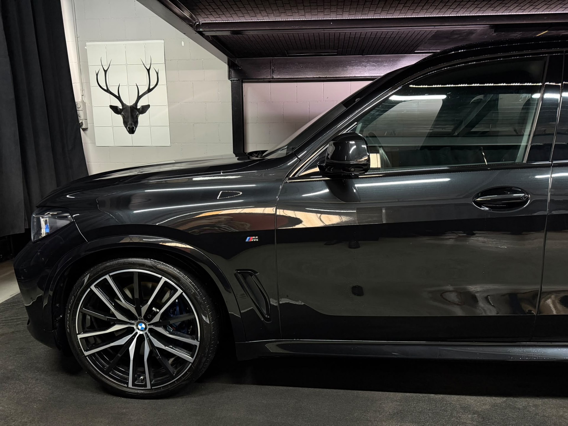 BMW X5 xDrive 48V 40d M Sport Steptronic | Laser Licht | Panorama | AHK | CH- Auto | Full Option |-image-5