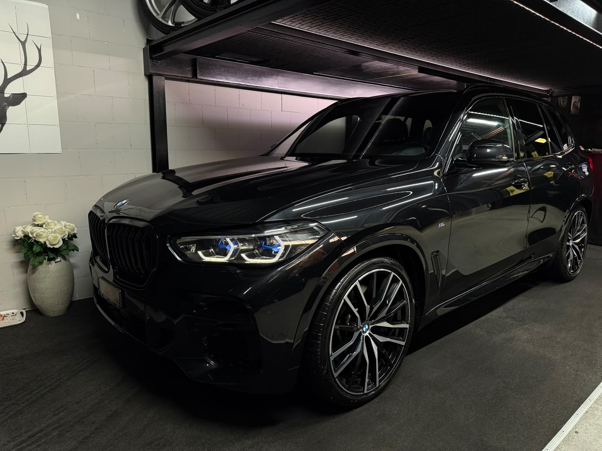 BMW X5 xDrive 48V 40d M Sport Steptronic | Laser Licht | Panorama | AHK | CH- Auto | Full Option |-image-1