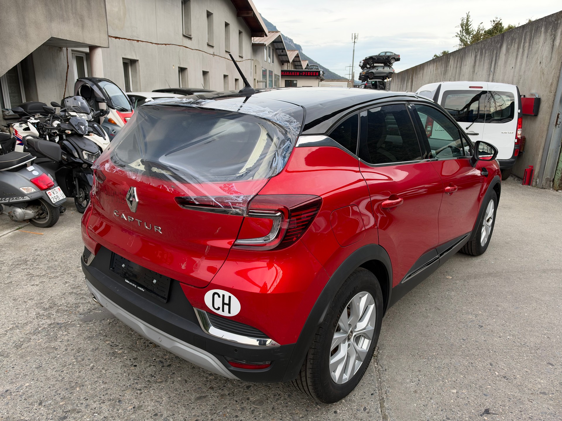 RENAULT Captur 1.3 TCe EDC Intens EDC-image-5