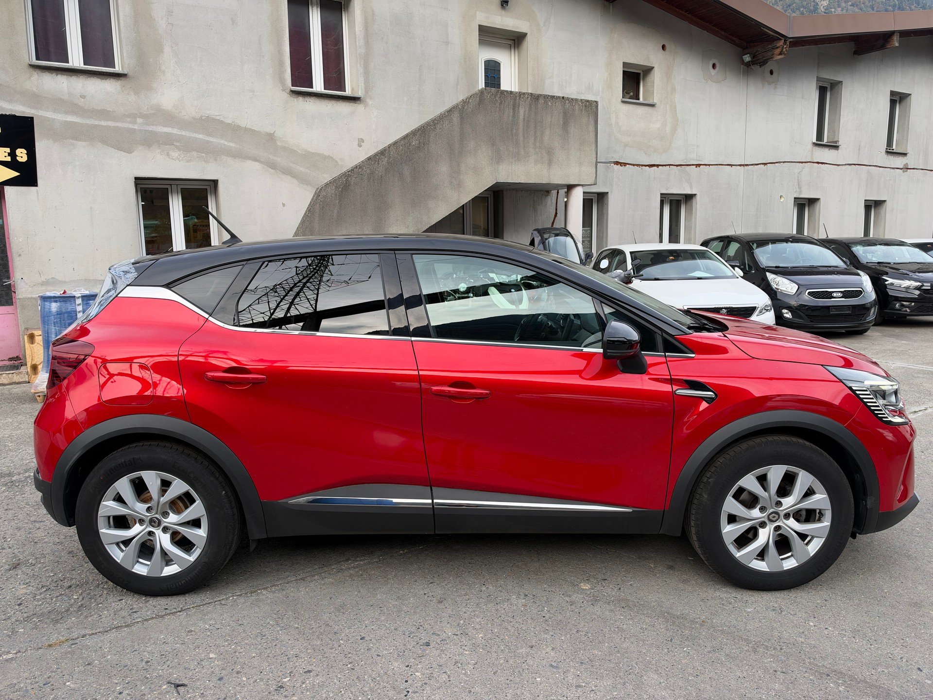 RENAULT Captur 1.3 TCe EDC Intens EDC-image-4