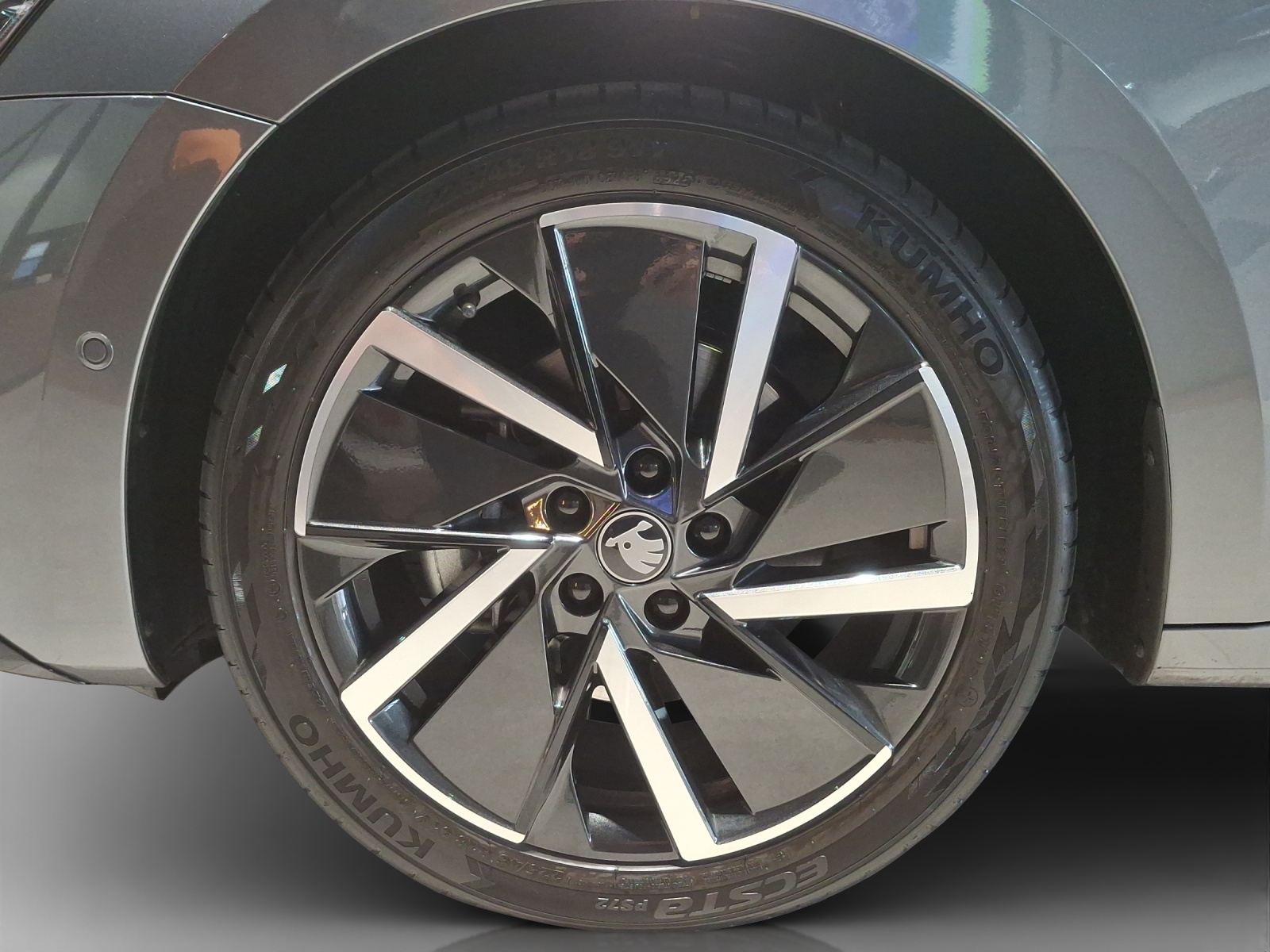 SKODA Octavia Combi 2.0 TSI DSG Sport Line 4x4-image-15