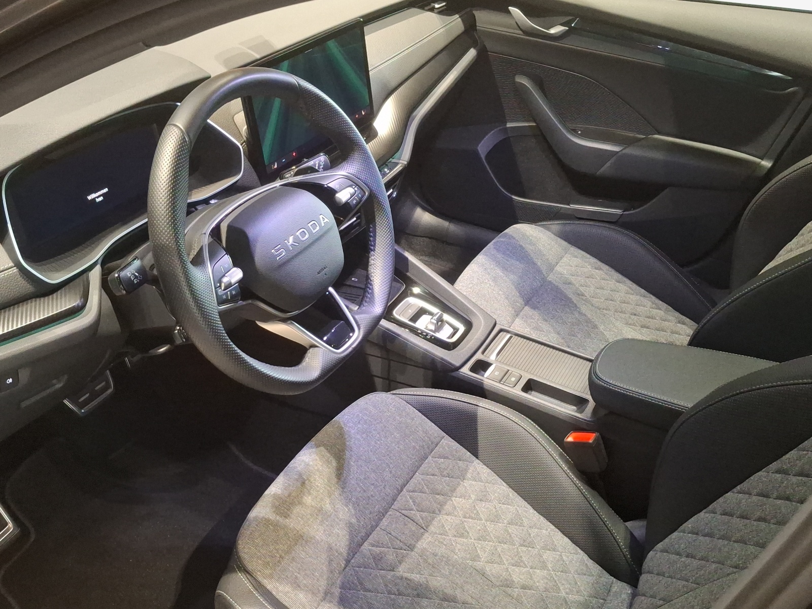 SKODA Octavia Combi 2.0 TSI DSG Sport Line 4x4-image-7