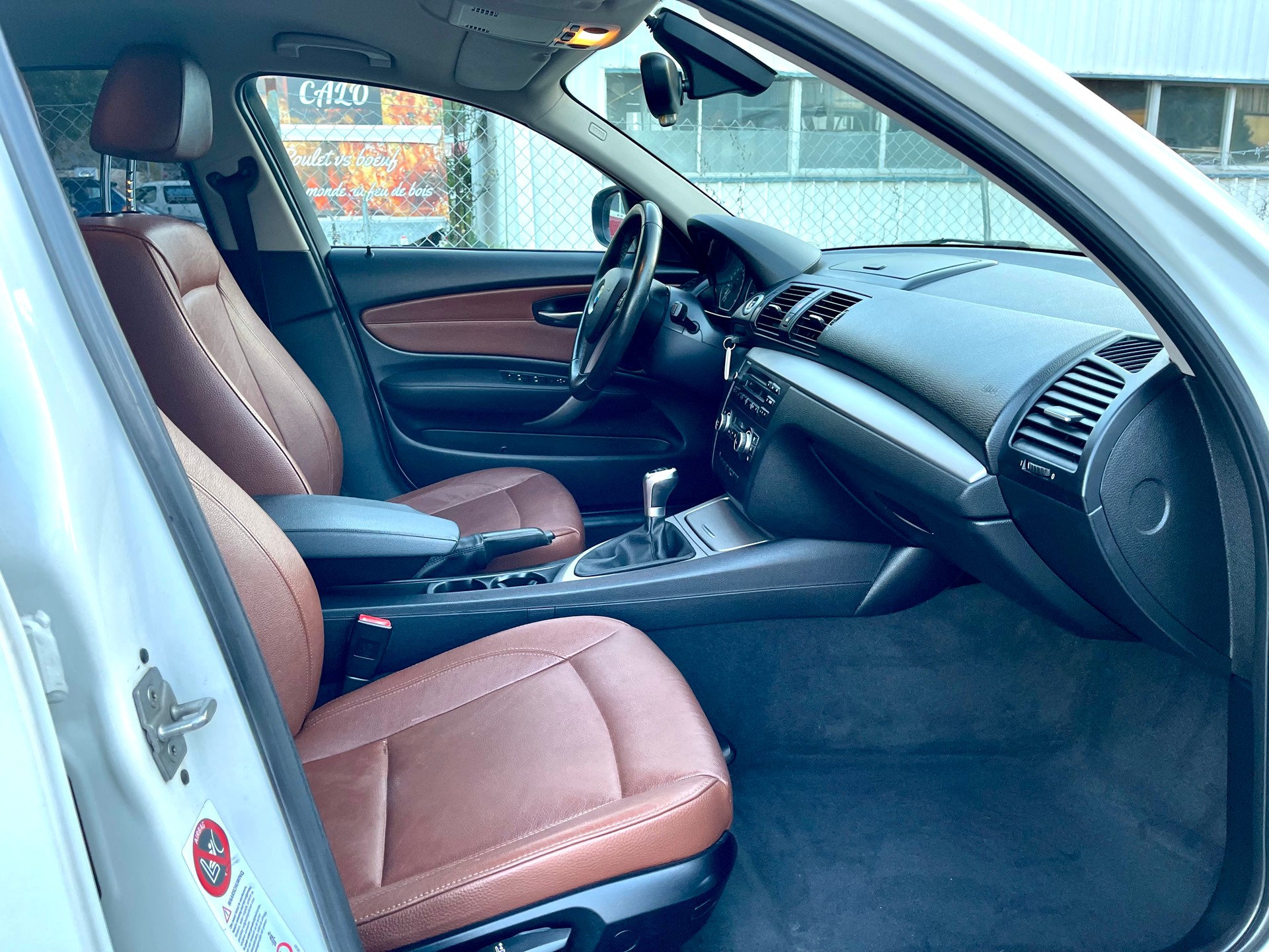 BMW 116i-image-11