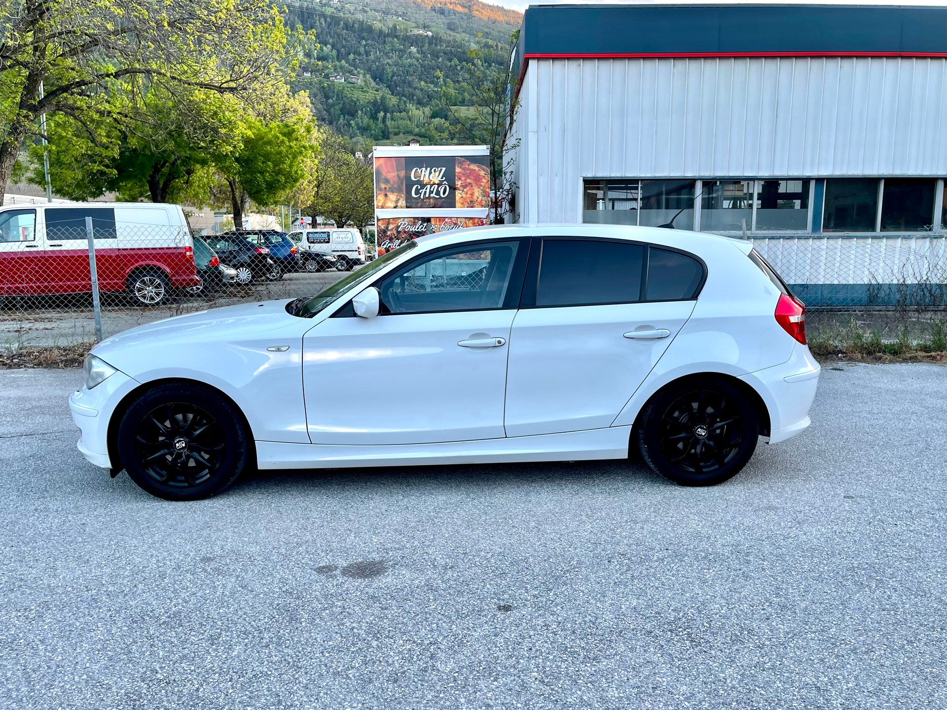 BMW 116i-image-26
