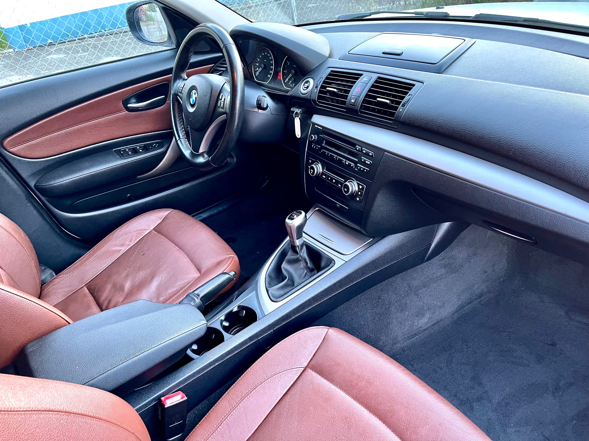 BMW 116i-image-10