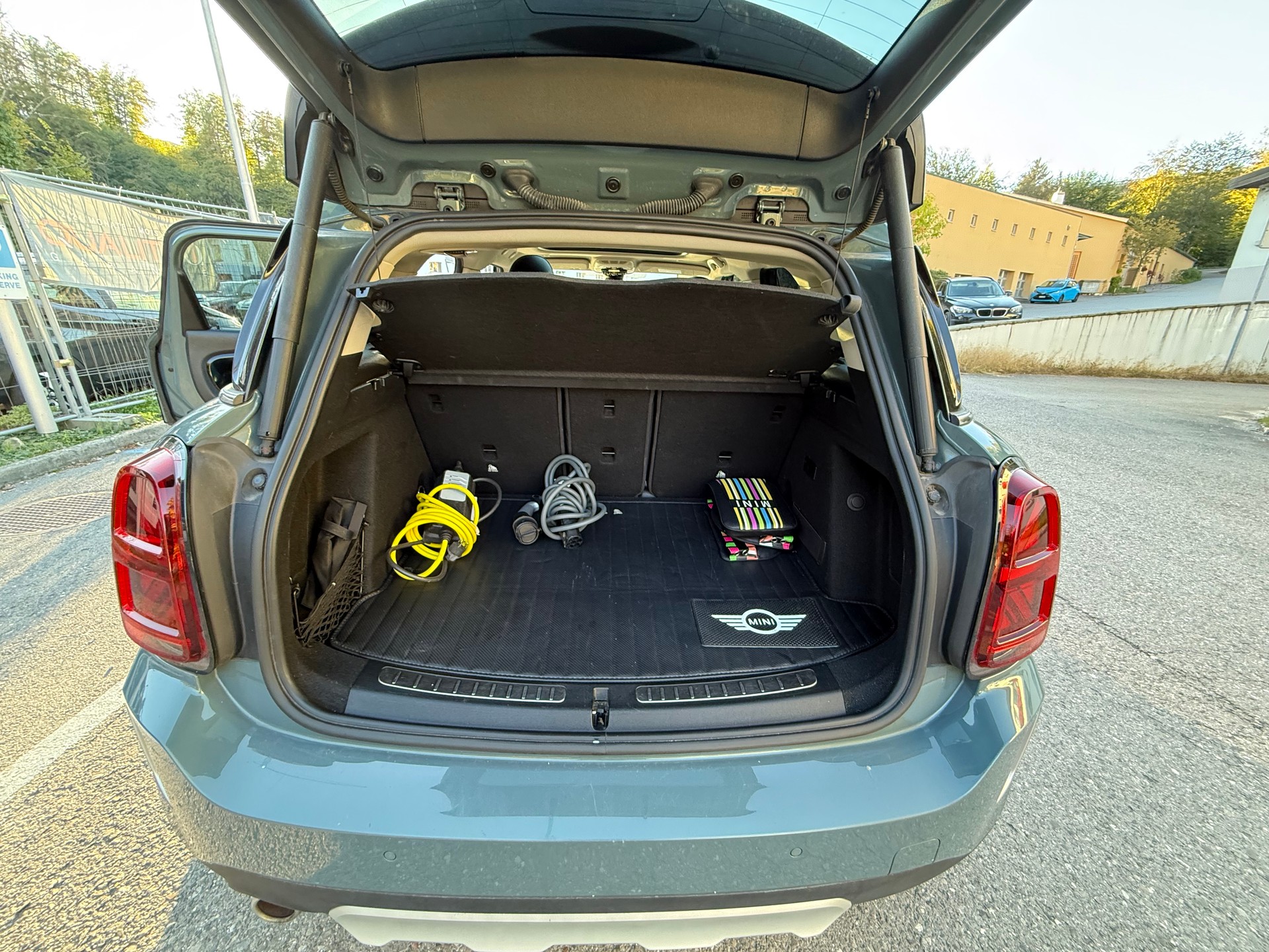 MINI Countryman Cooper SE ALL4 PHEV Steptronic-image-11
