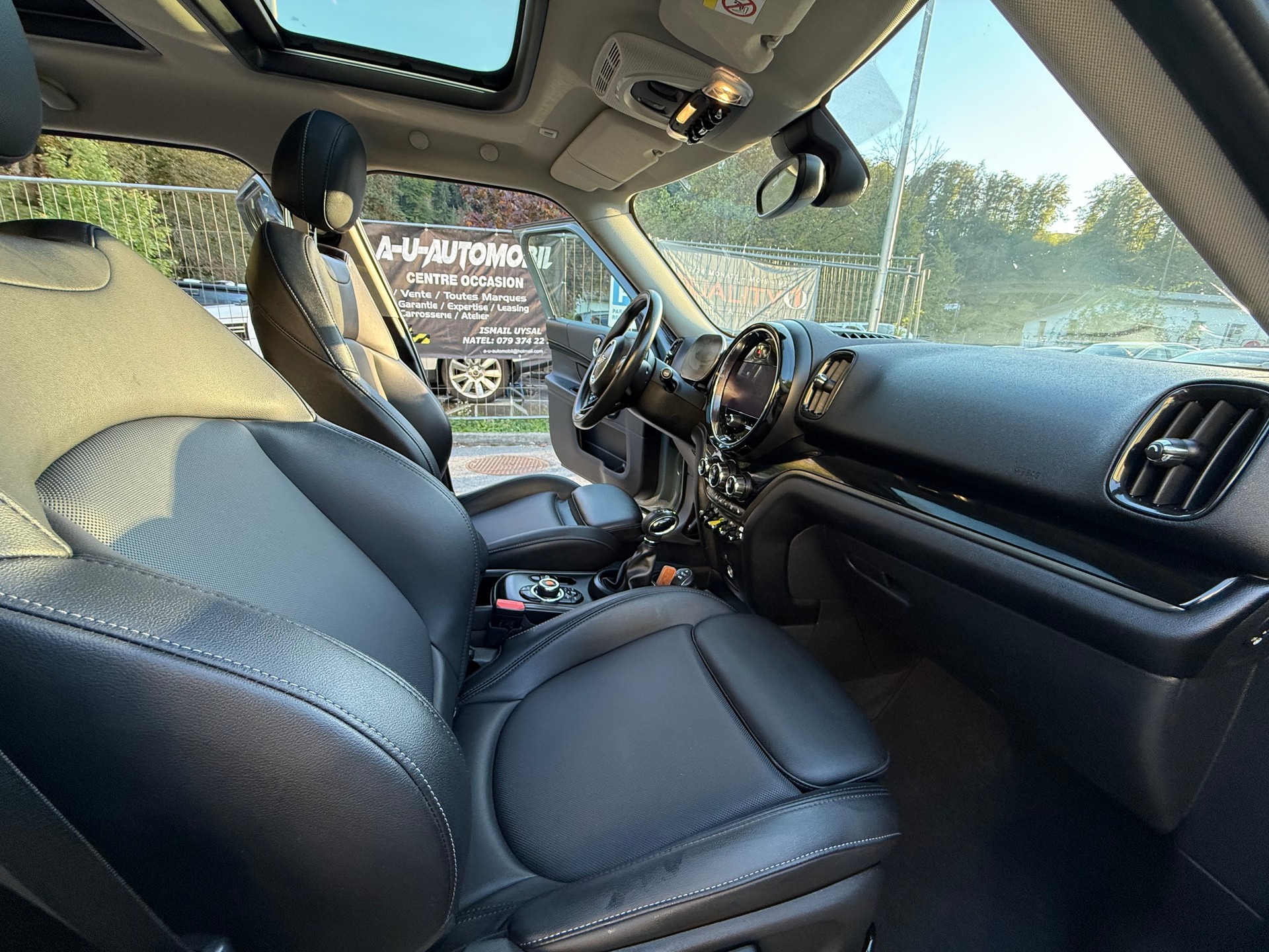 MINI Countryman Cooper SE ALL4 PHEV Steptronic-image-15