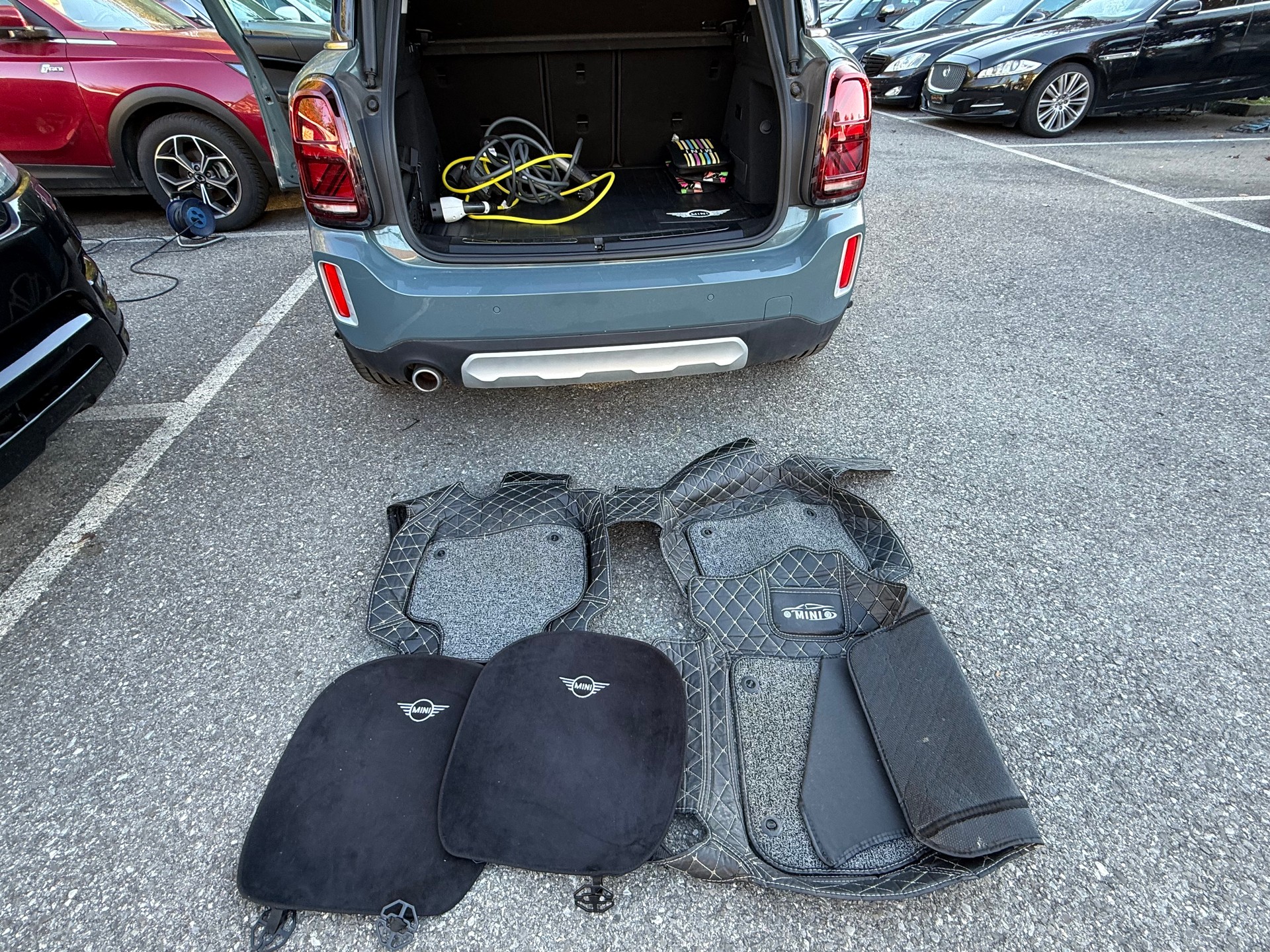 MINI Countryman Cooper SE ALL4 PHEV Steptronic-image-8