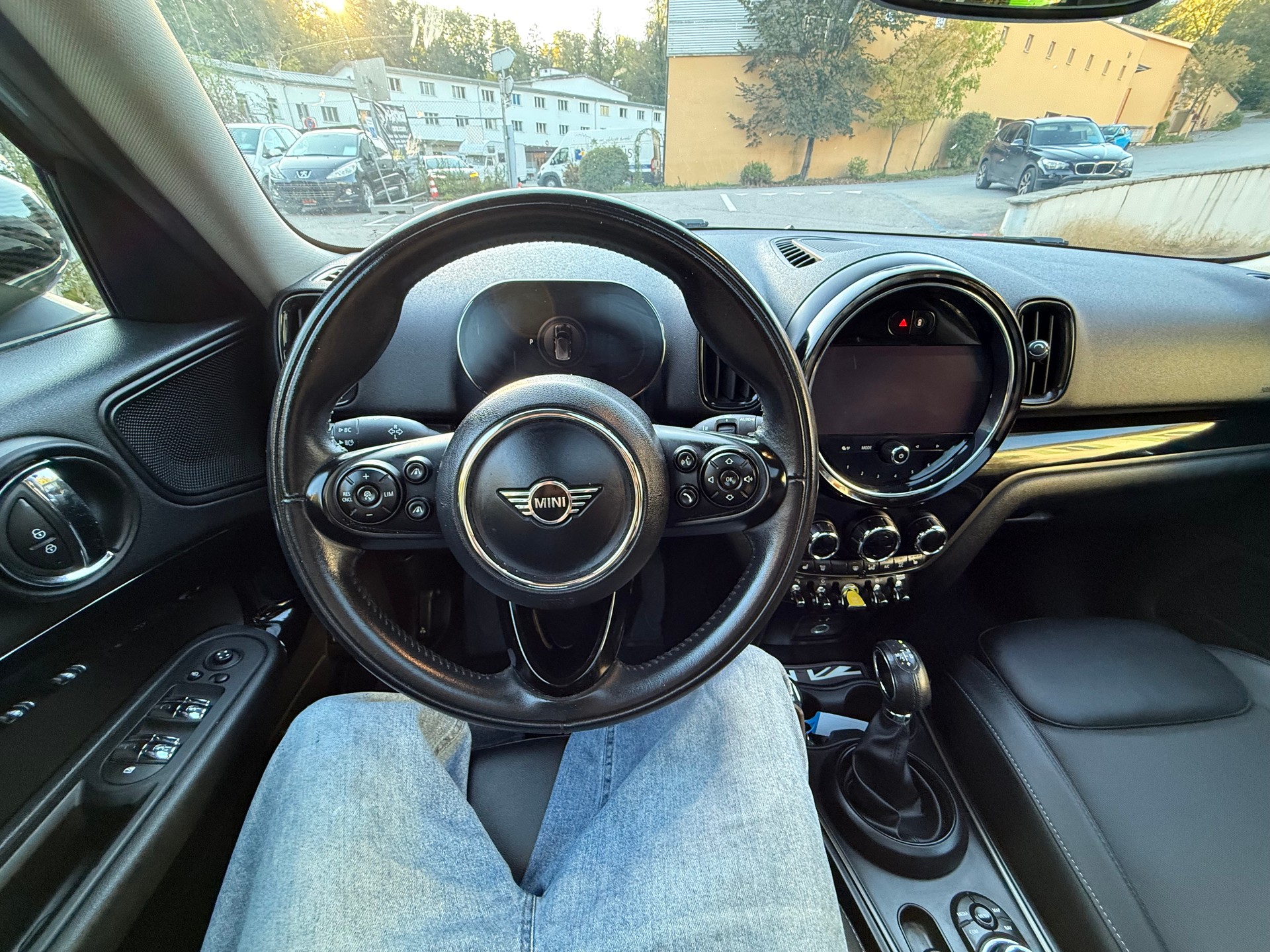 MINI Countryman Cooper SE ALL4 PHEV Steptronic-image-29