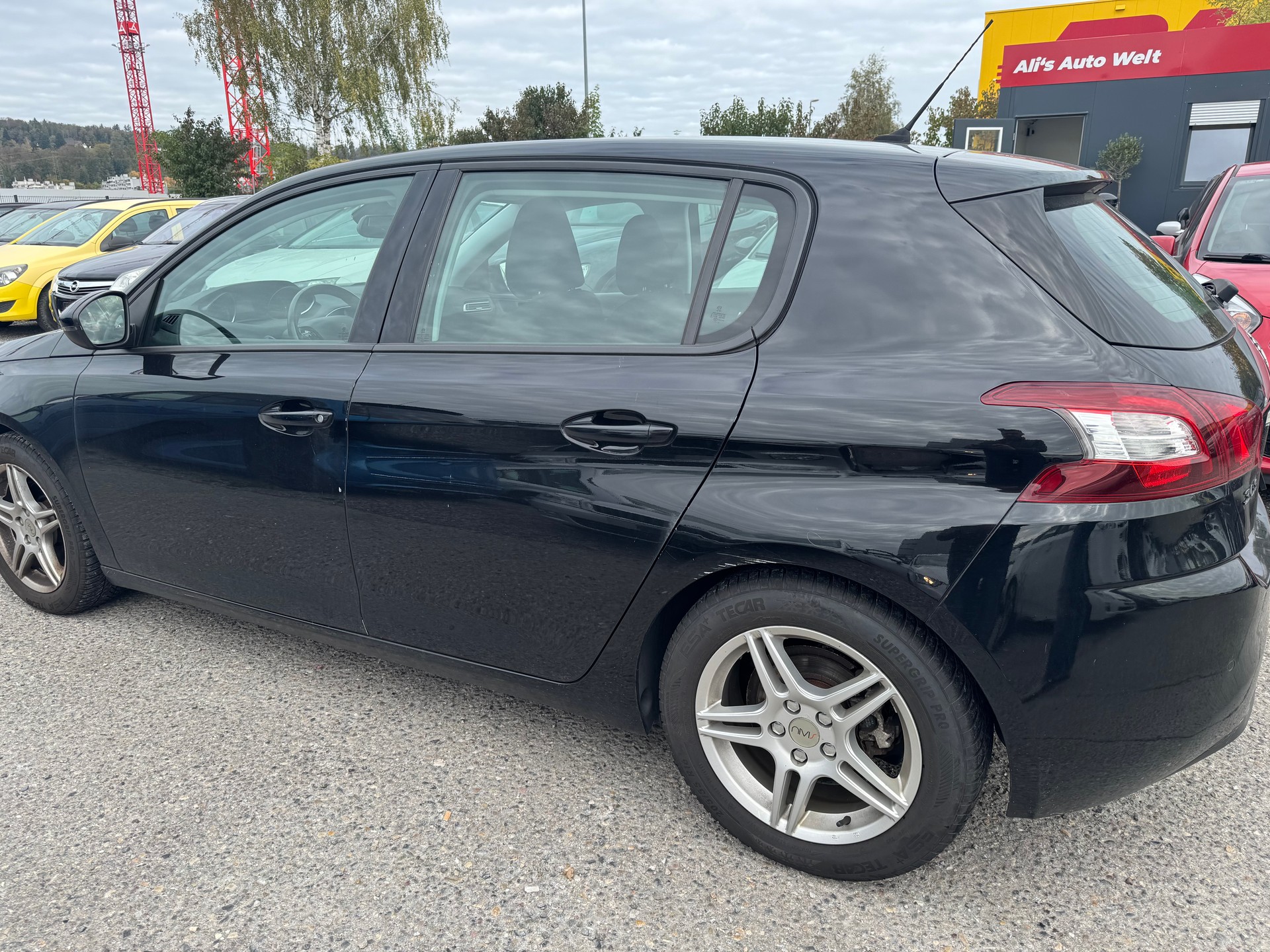 PEUGEOT 308 1.6 THP Allure-image-4