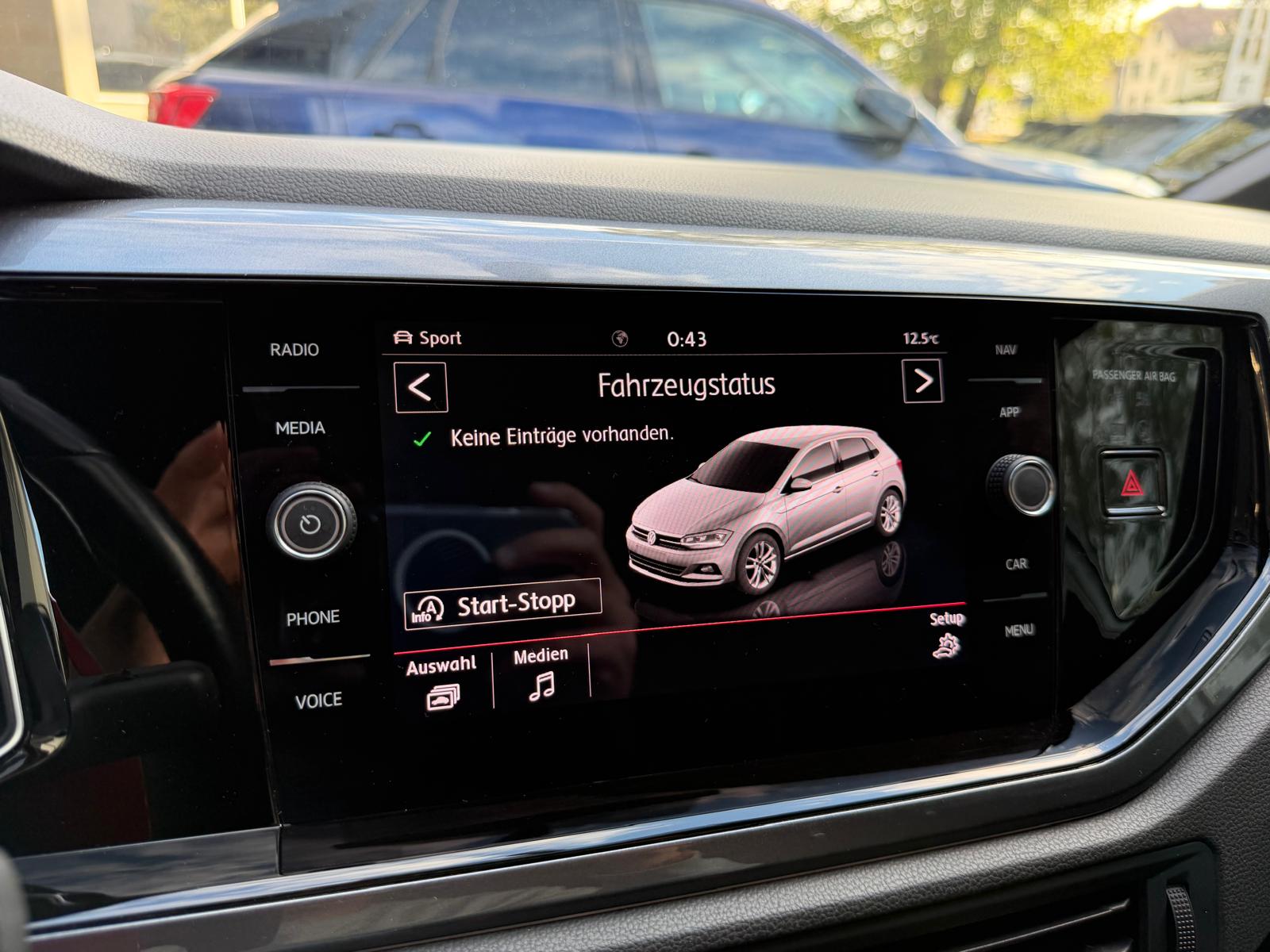 VW Polo 2.0 TSI GTI DSG-image-19