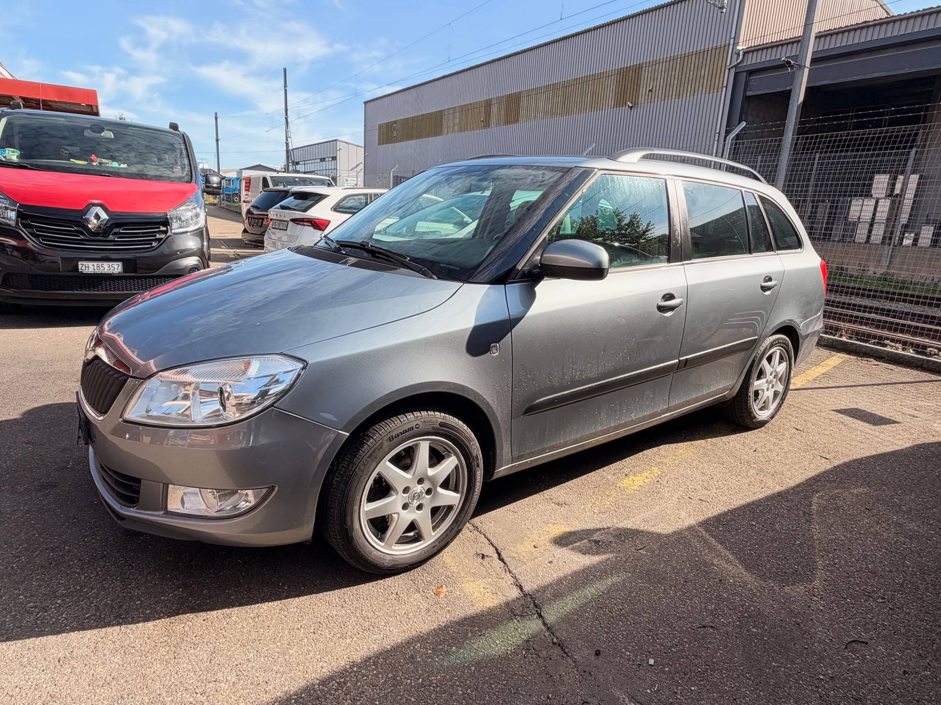 SKODA Fabia 1.2 TSI Ambition Plus-image-1