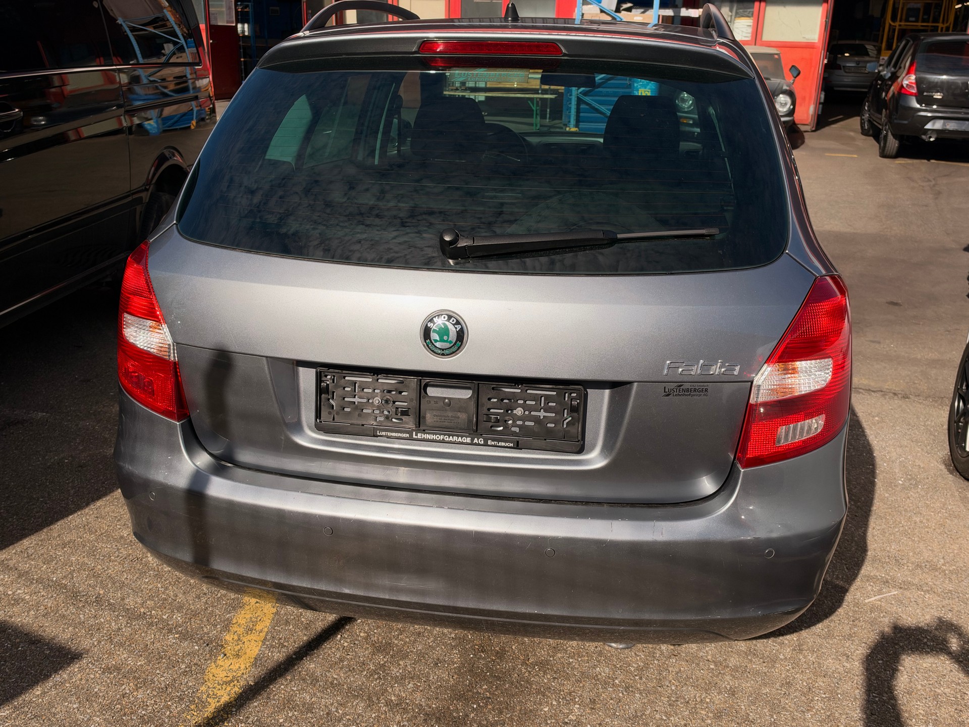 SKODA Fabia 1.2 TSI Ambition Plus-image-4