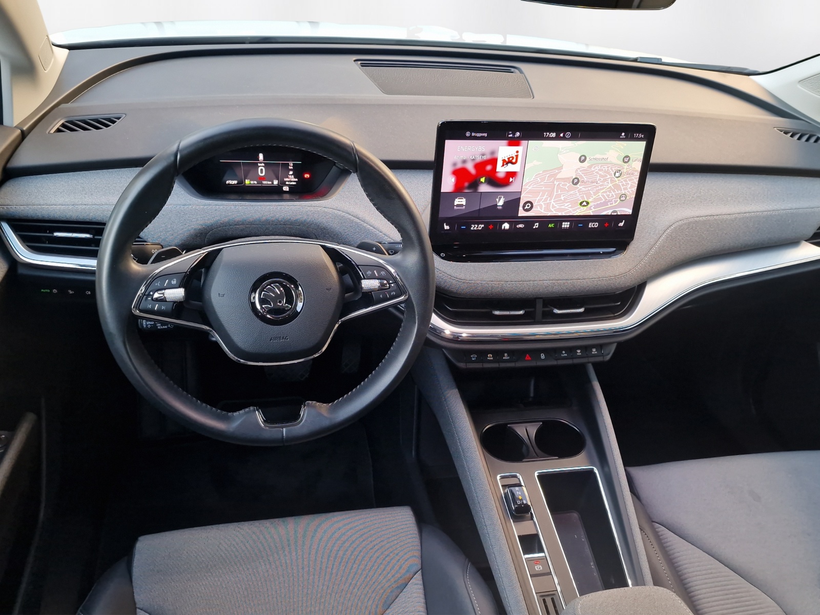 SKODA Enyaq iV 60-image-6