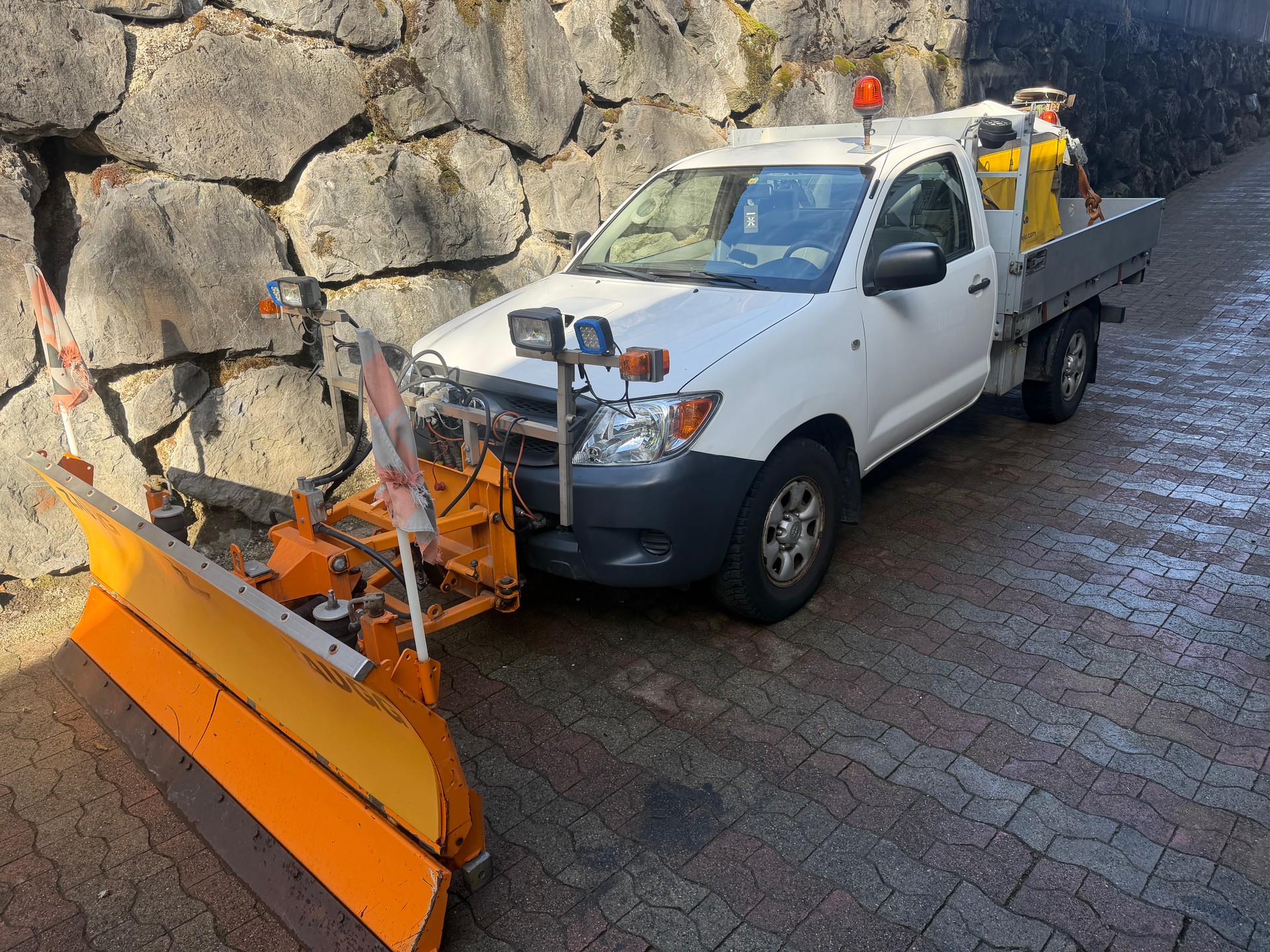 TOYOTA Hilux 4x4 SingleCab LineaTerra-image-7