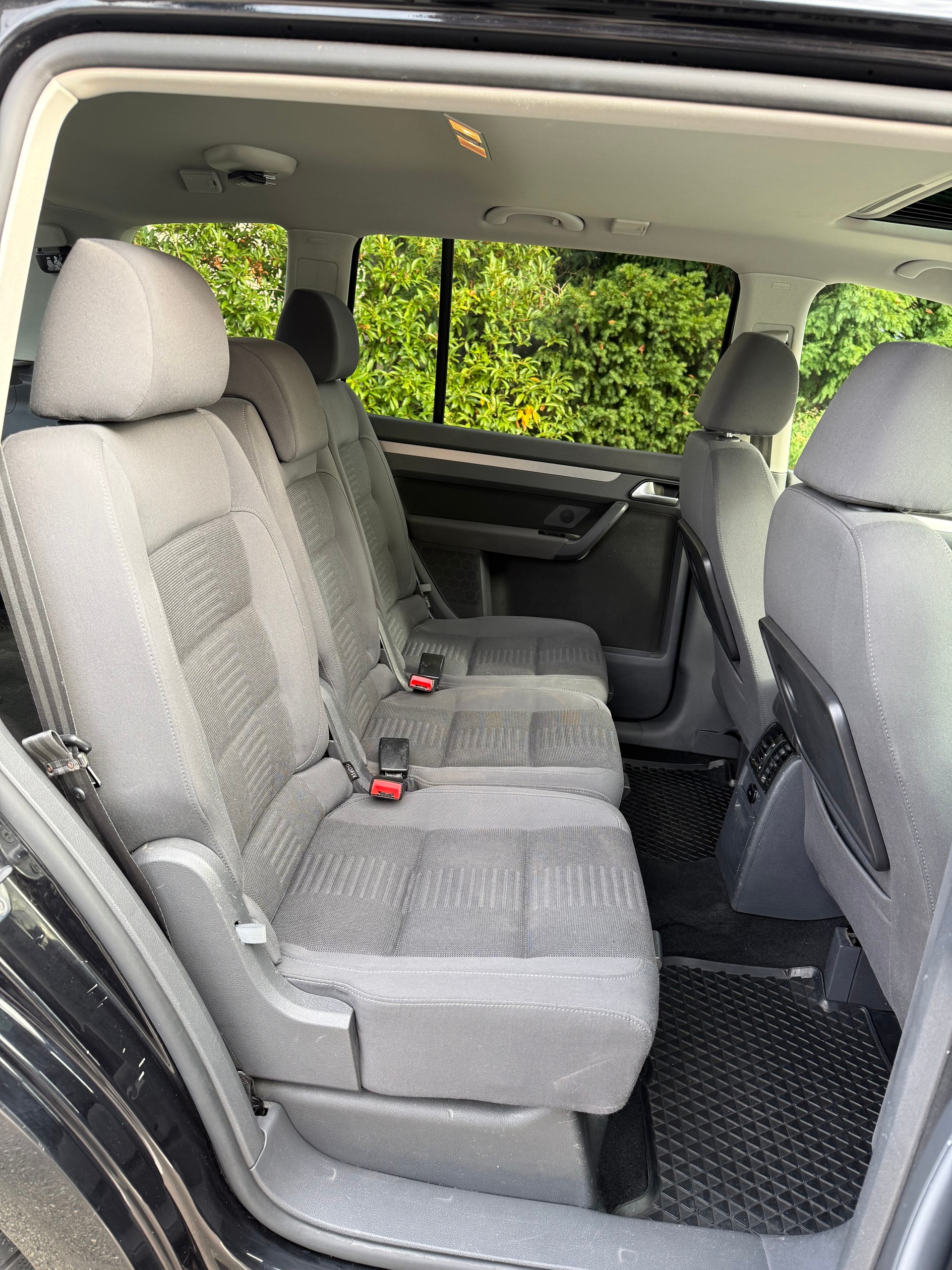 VW Touran 1.4 TSI Highline DSG-image-11