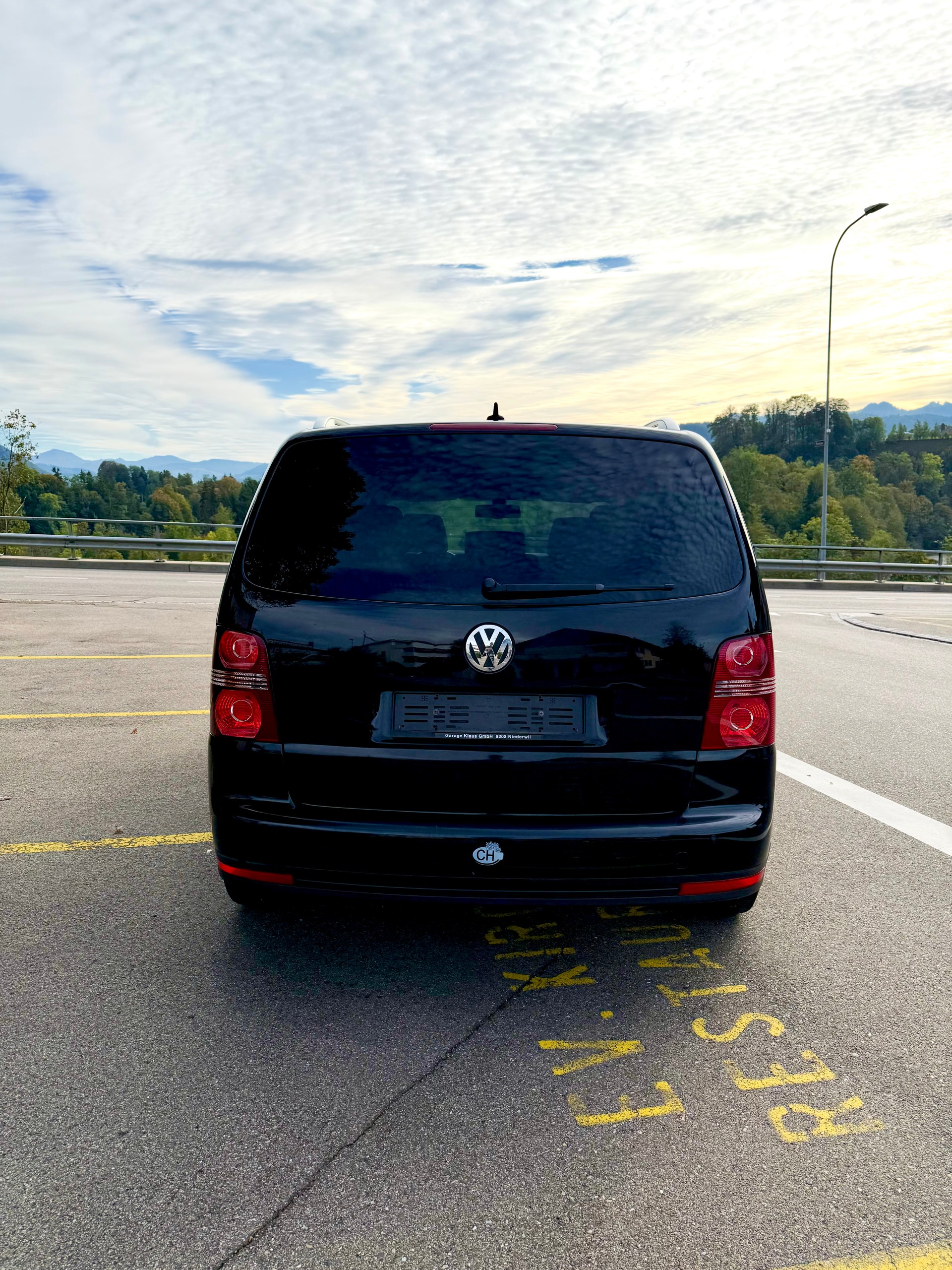 VW Touran 1.4 TSI Highline DSG-image-10