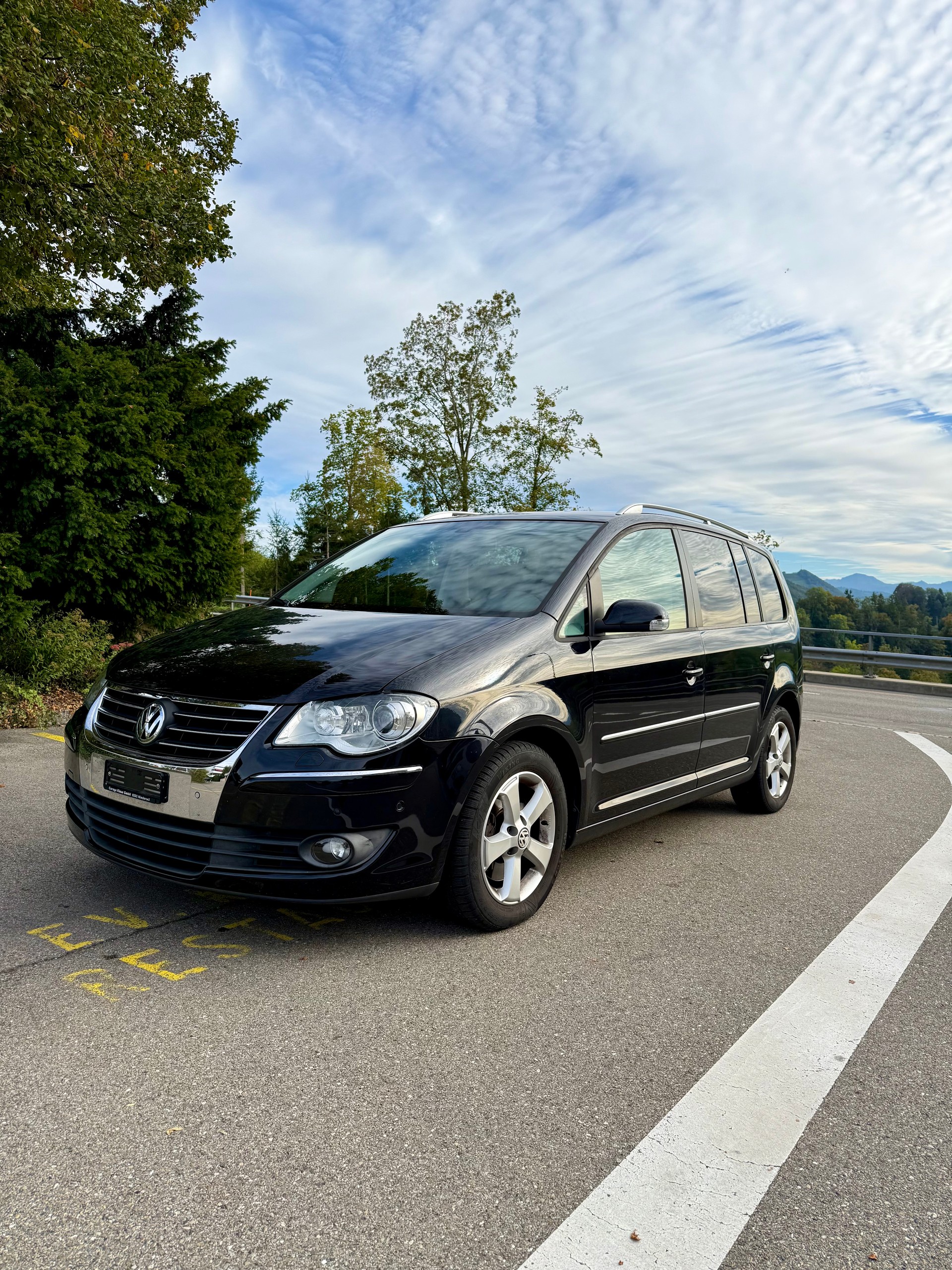 VW Touran 1.4 TSI Highline DSG-image-0