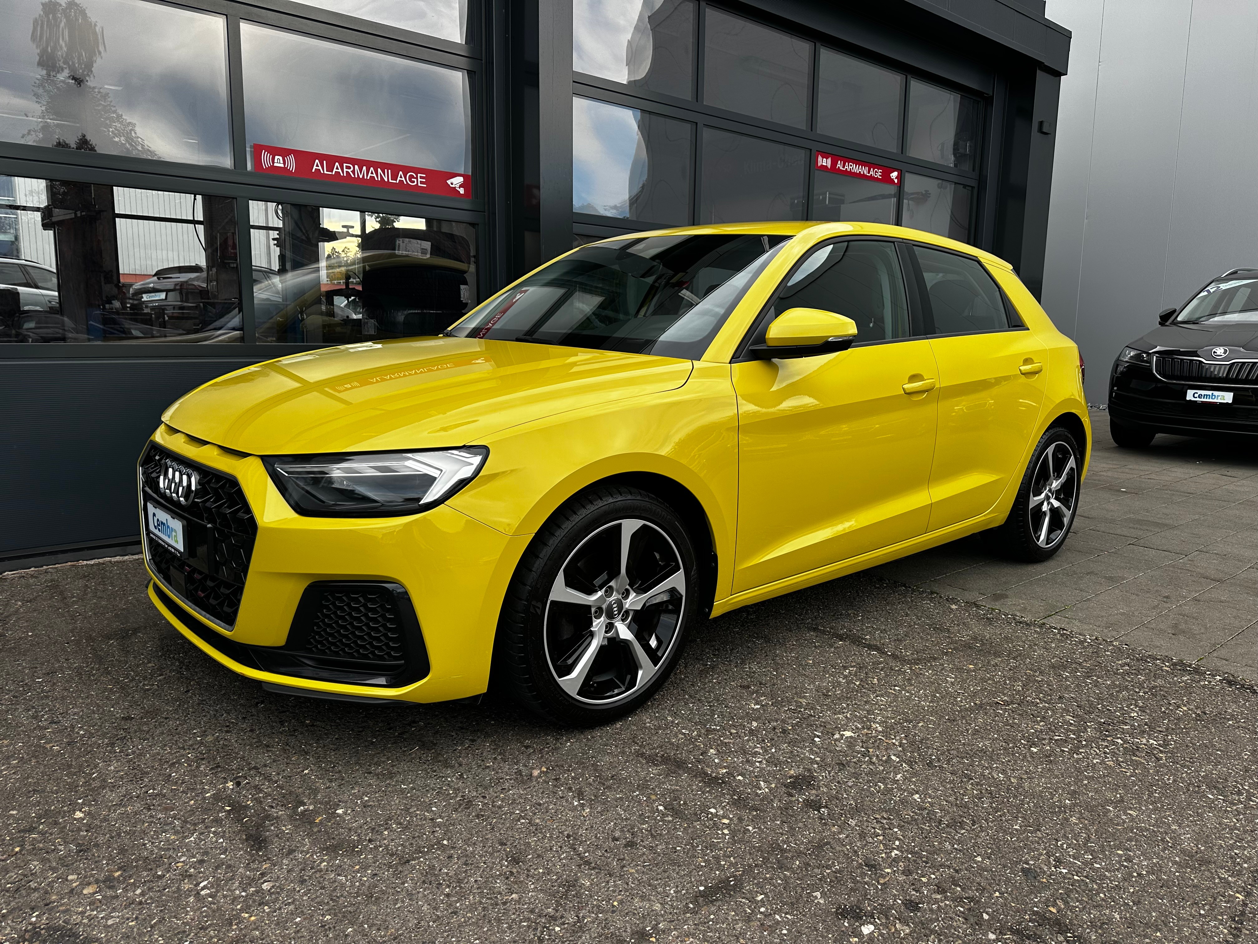 Car photo