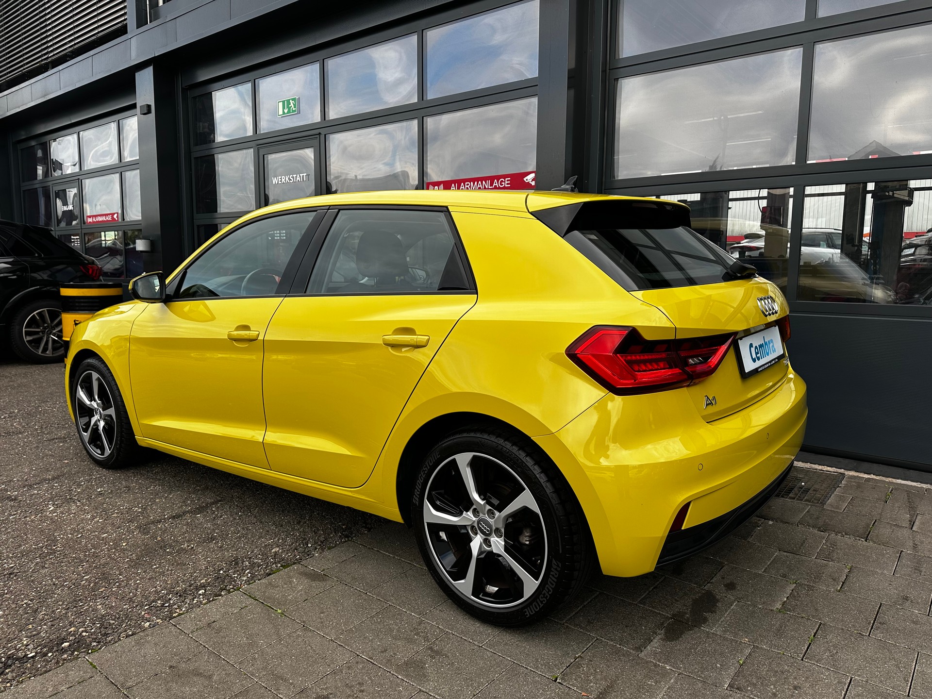 AUDI A1 Sportback 30 TFSI advanced S-tronic-image-4