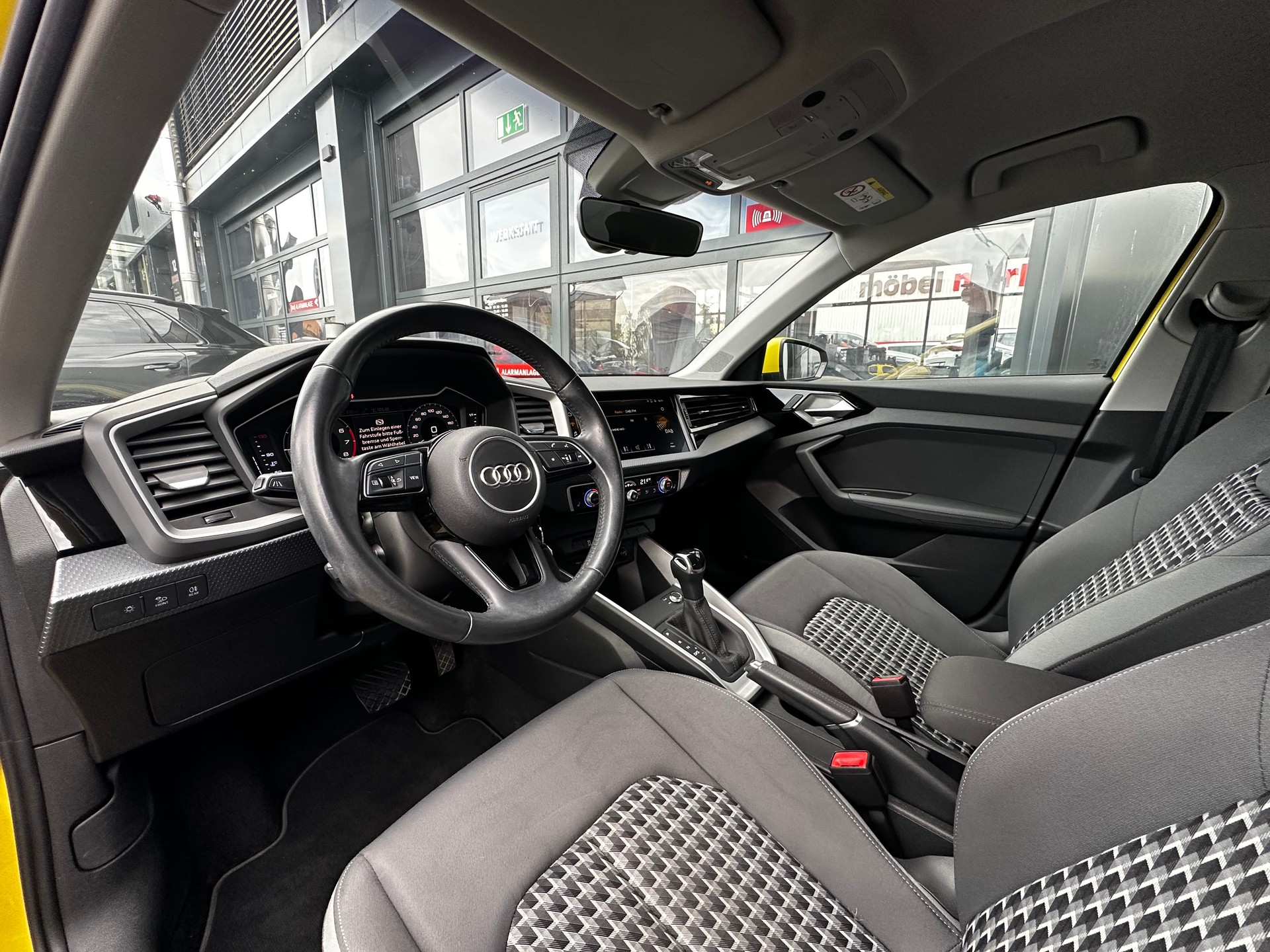 AUDI A1 Sportback 30 TFSI advanced S-tronic-image-7