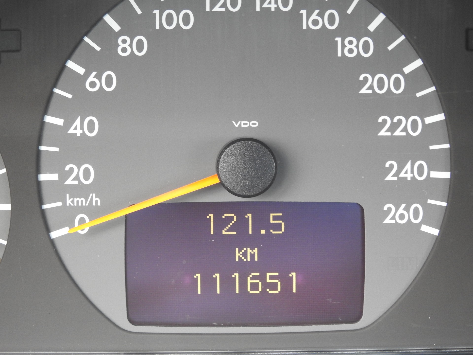MERCEDES-BENZ CLK 320 Avantgarde Automatic-image-22