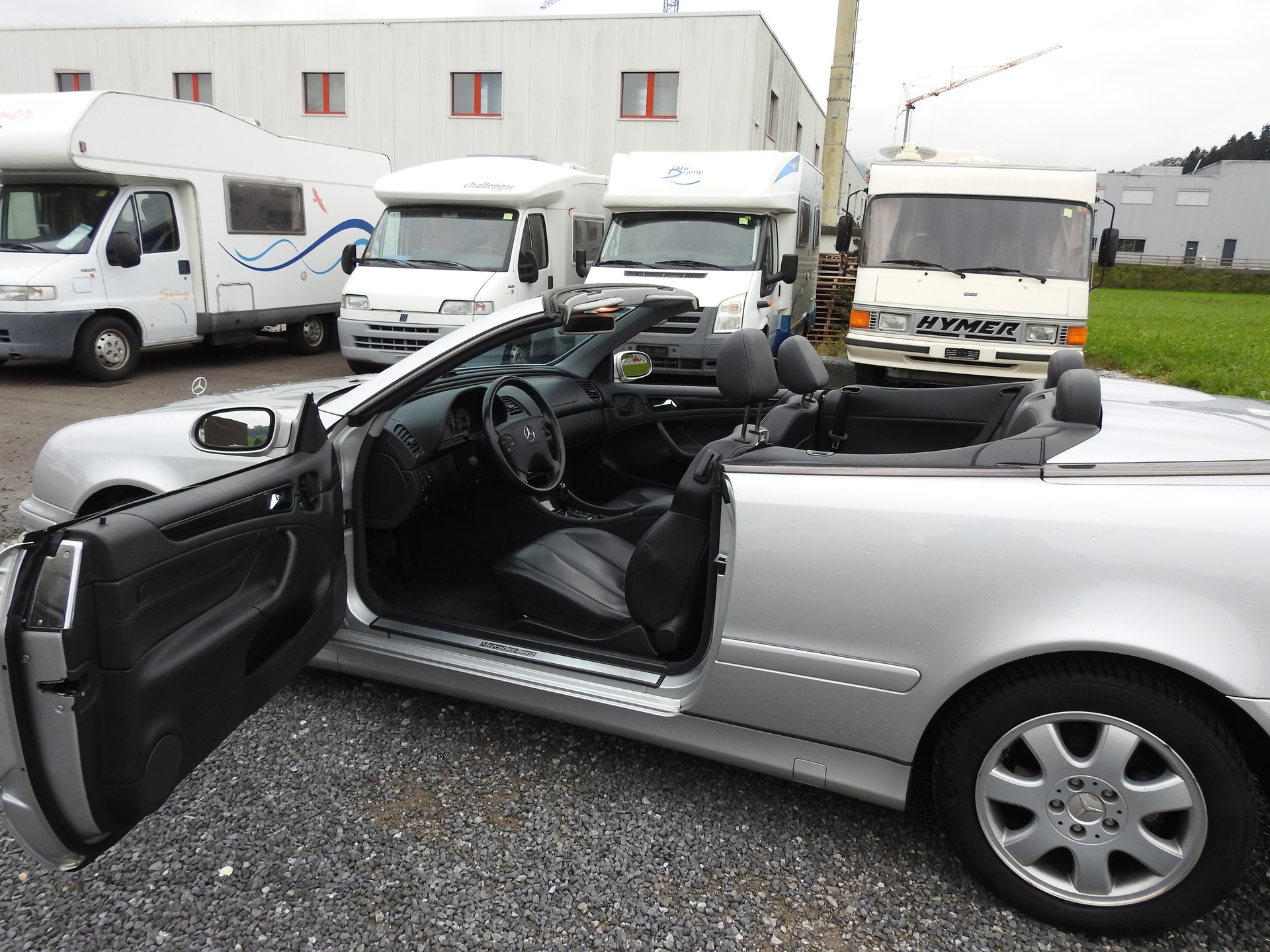 MERCEDES-BENZ CLK 320 Avantgarde Automatic-image-28
