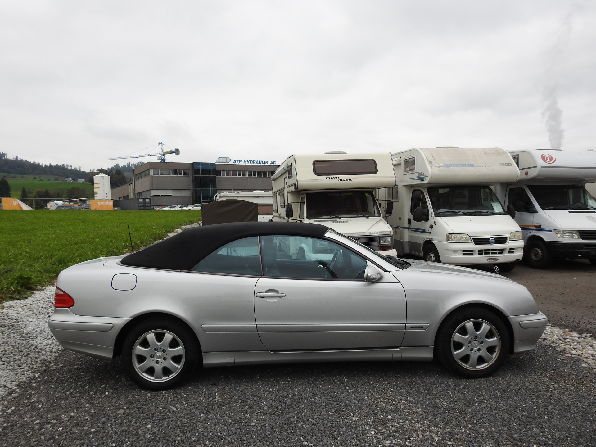 MERCEDES-BENZ CLK 320 Avantgarde Automatic-image-6
