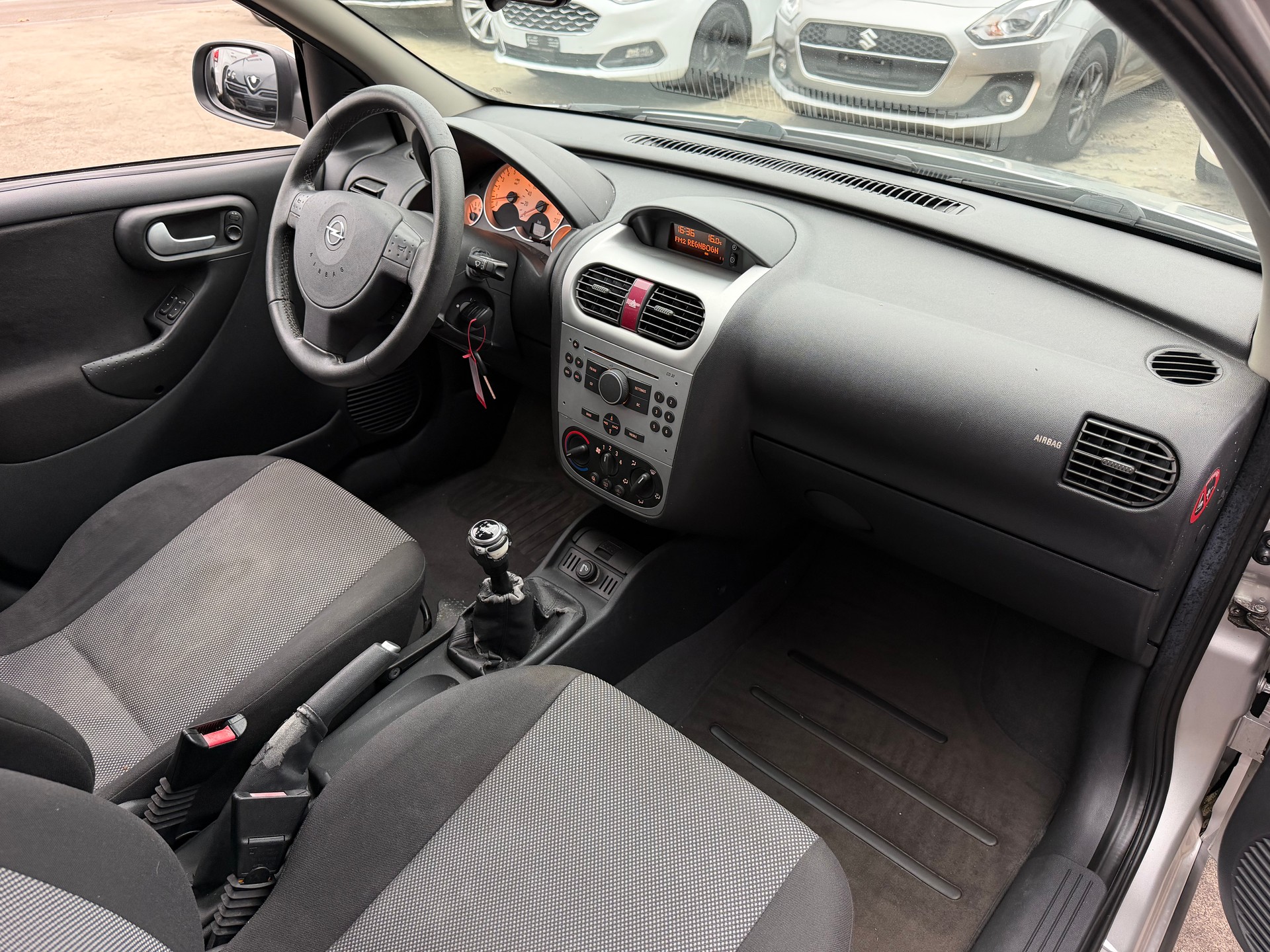 OPEL Corsa 1.2 TP Sport-image-13