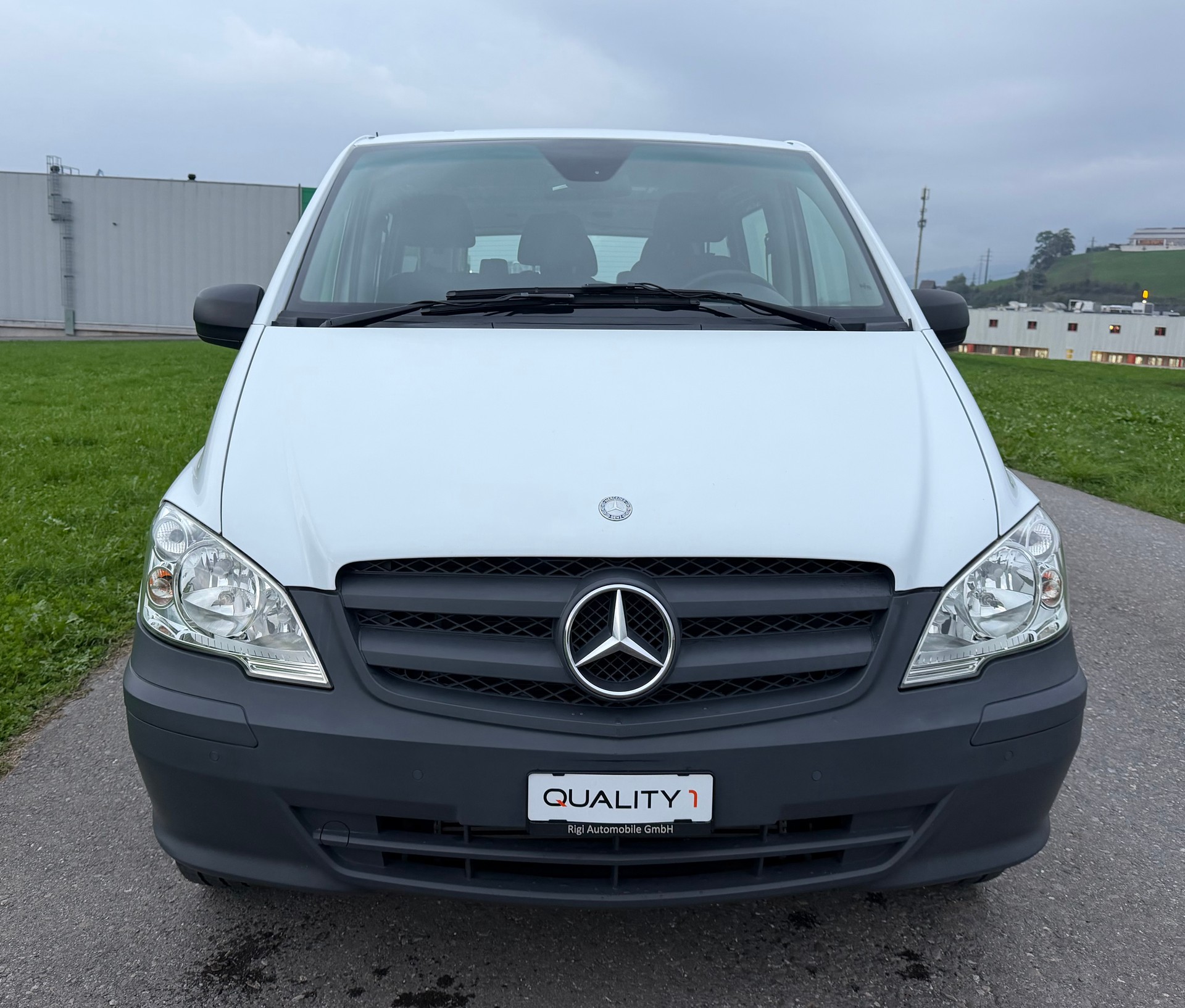 MERCEDES-BENZ Vito 116 CDI Mixto L 4Matic A-image-2