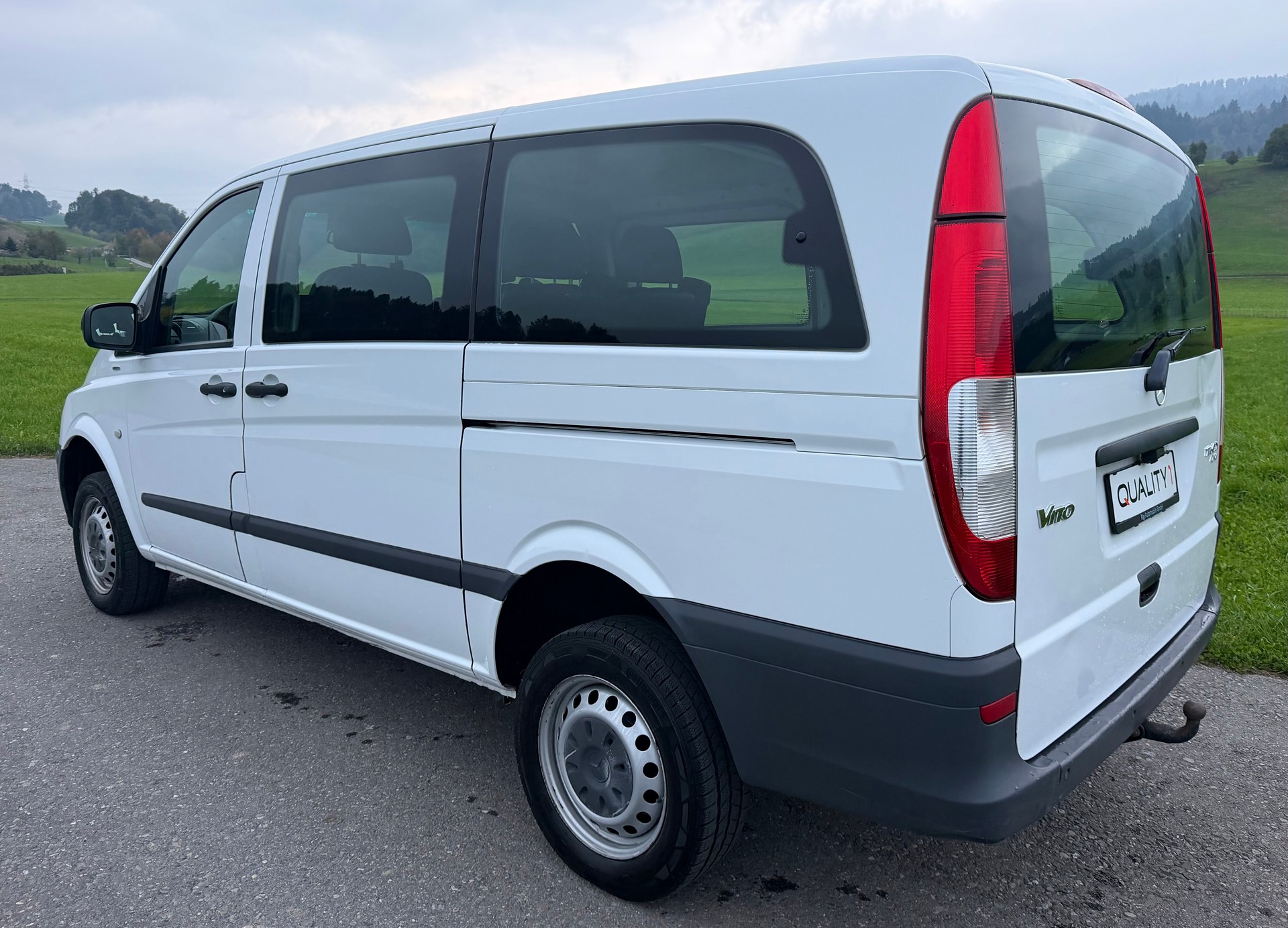 MERCEDES-BENZ Vito 116 CDI Mixto L 4Matic A-image-4