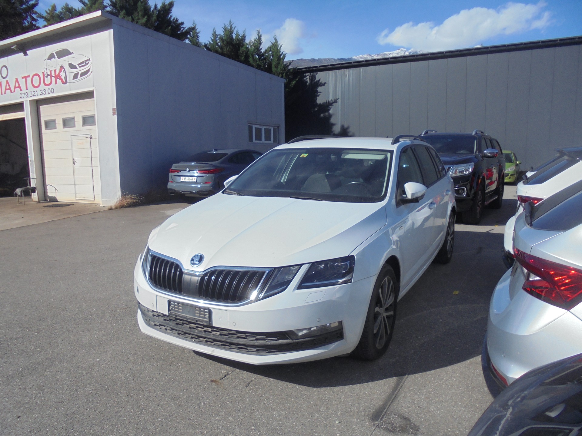 SKODA Octavia Combi 2.0 TDI Ambition 4x4 DSG-image-2
