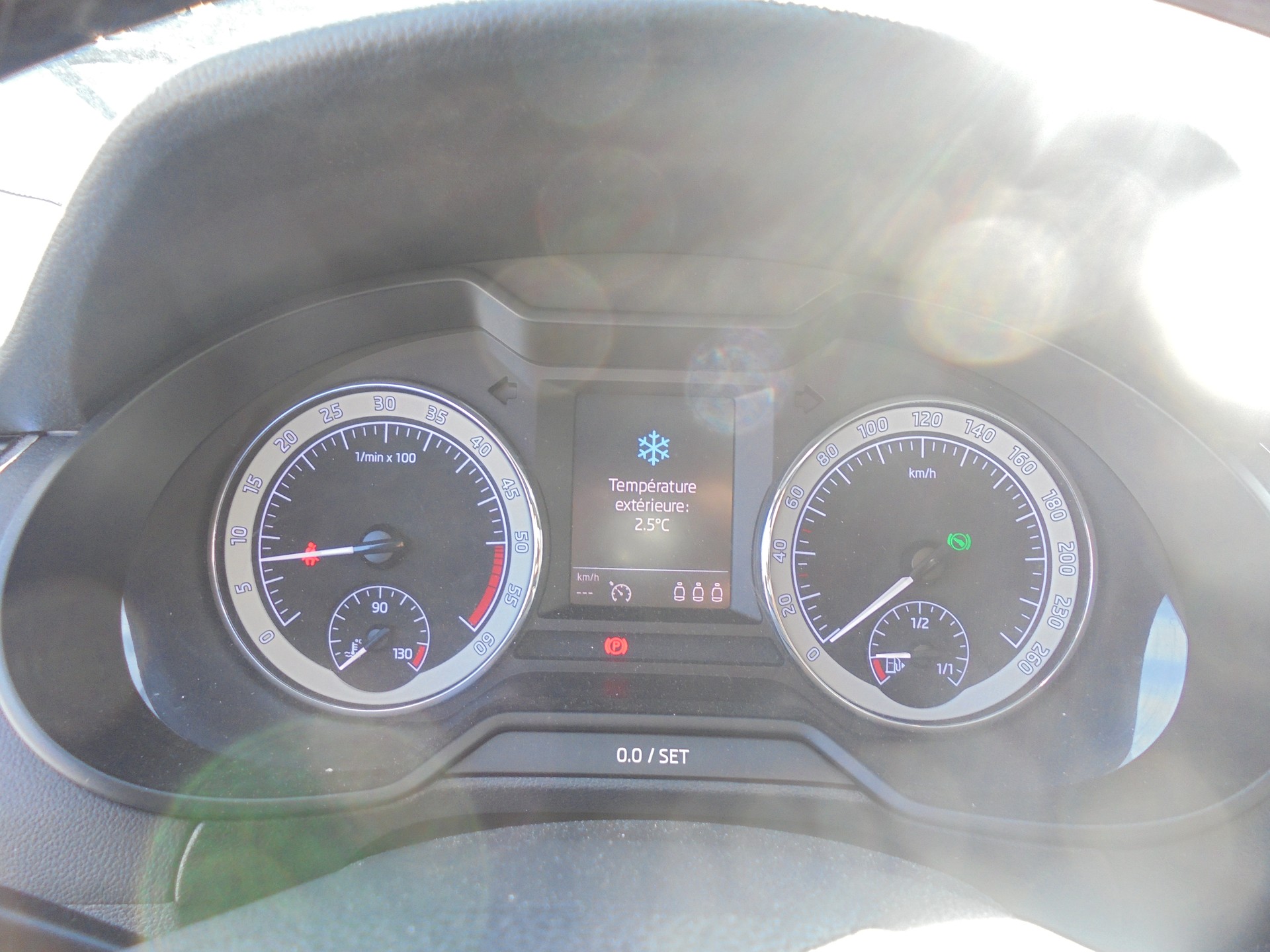 SKODA Octavia Combi 2.0 TDI Ambition 4x4 DSG-image-7