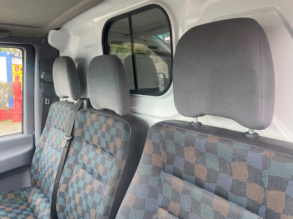MERCEDES-BENZ VITO 2.2 CDI-image-10