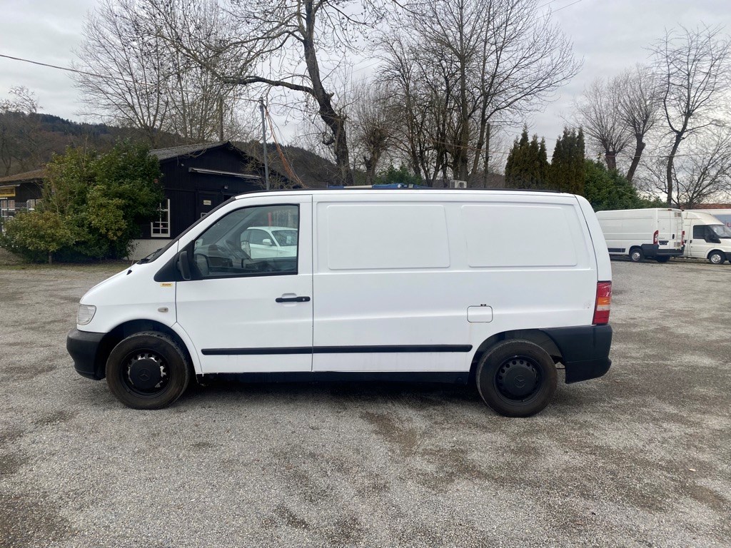 MERCEDES-BENZ VITO 2.2 CDI-image-2