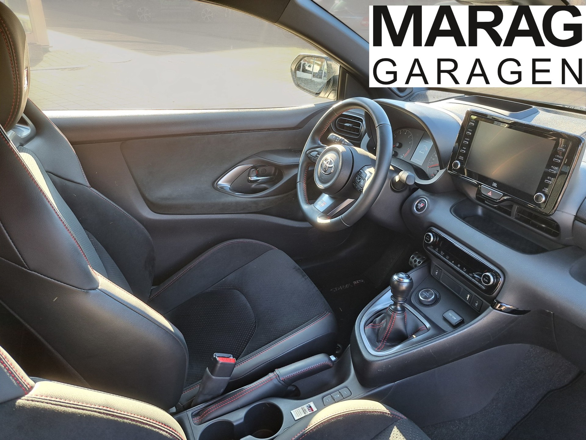 TOYOTA Yaris 1.6 GR Sport-image-5
