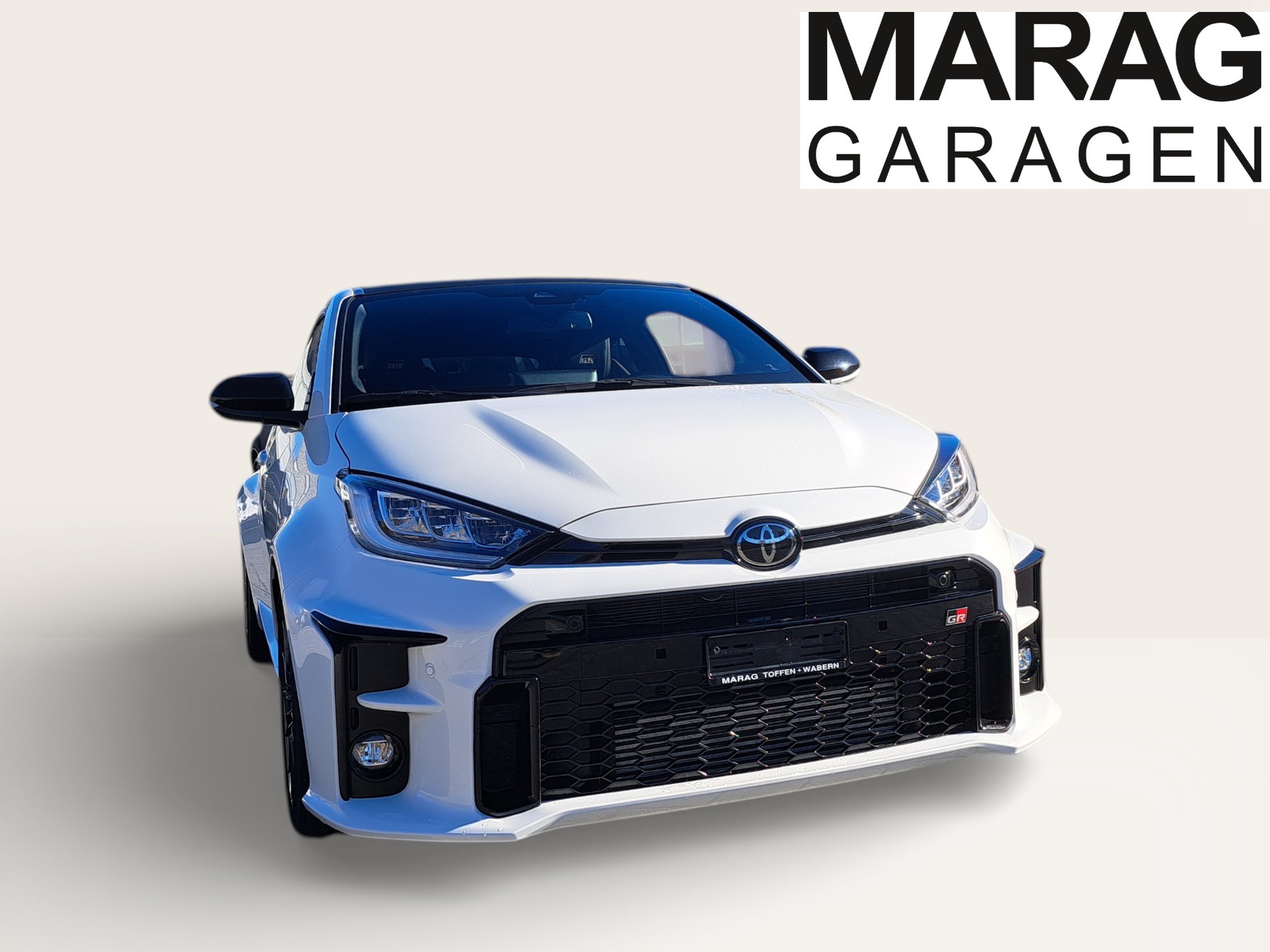 TOYOTA Yaris 1.6 GR Sport-image-2