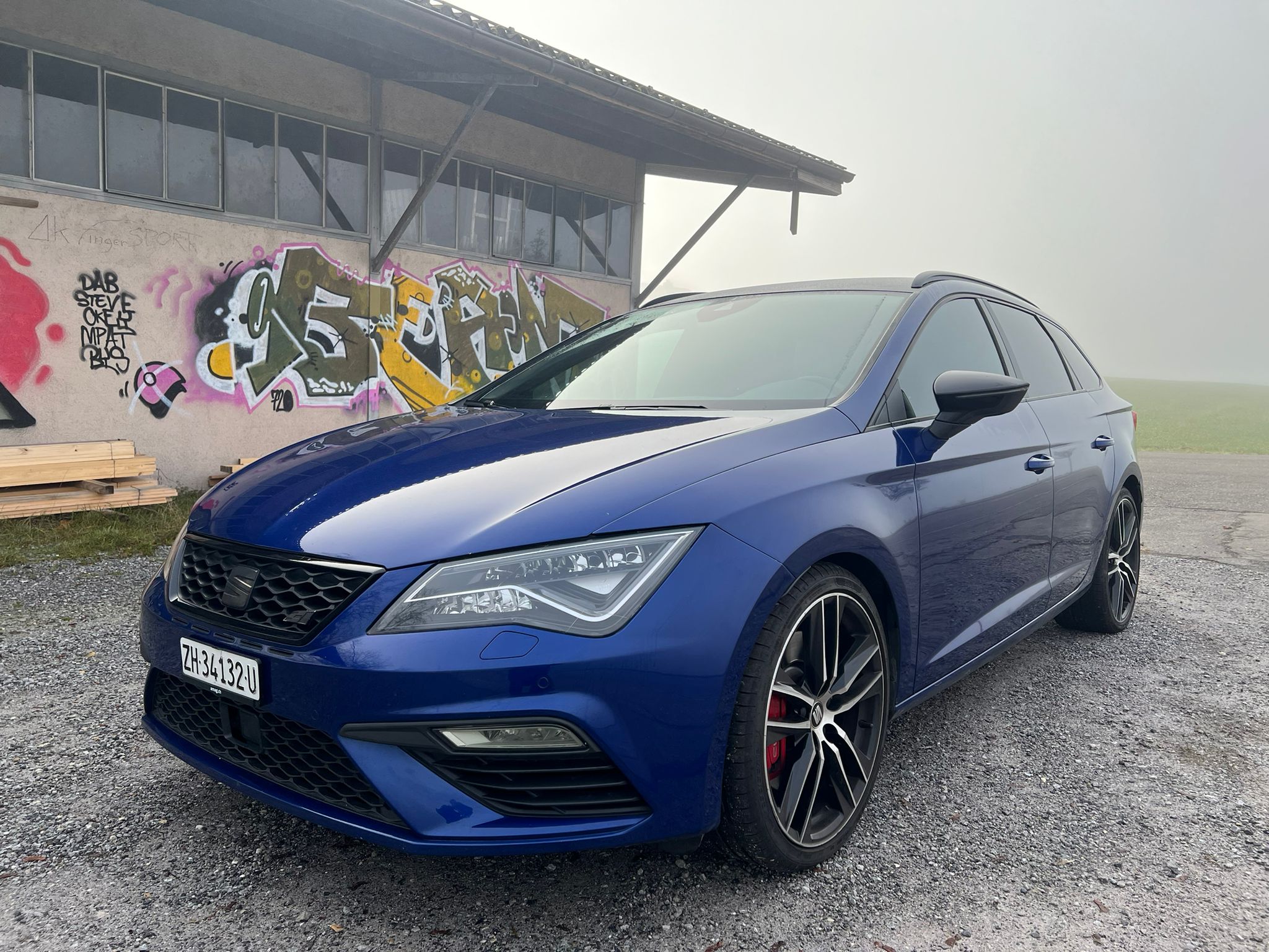 Car photo