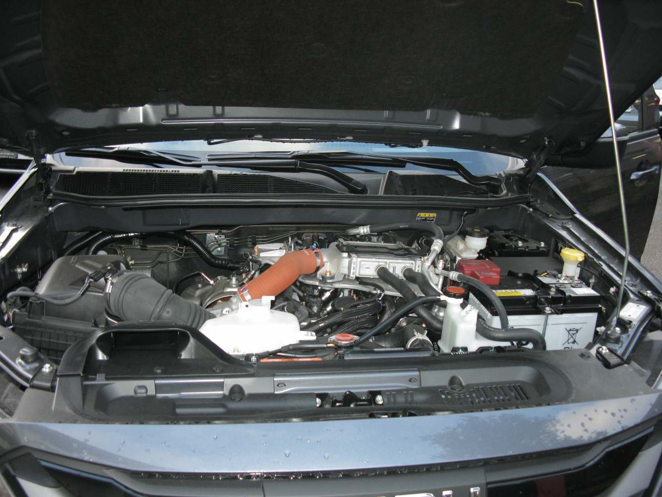 ISUZU D-Max Crew Pick-up 1.9 DDi N60 BB+ 4x4-image-9
