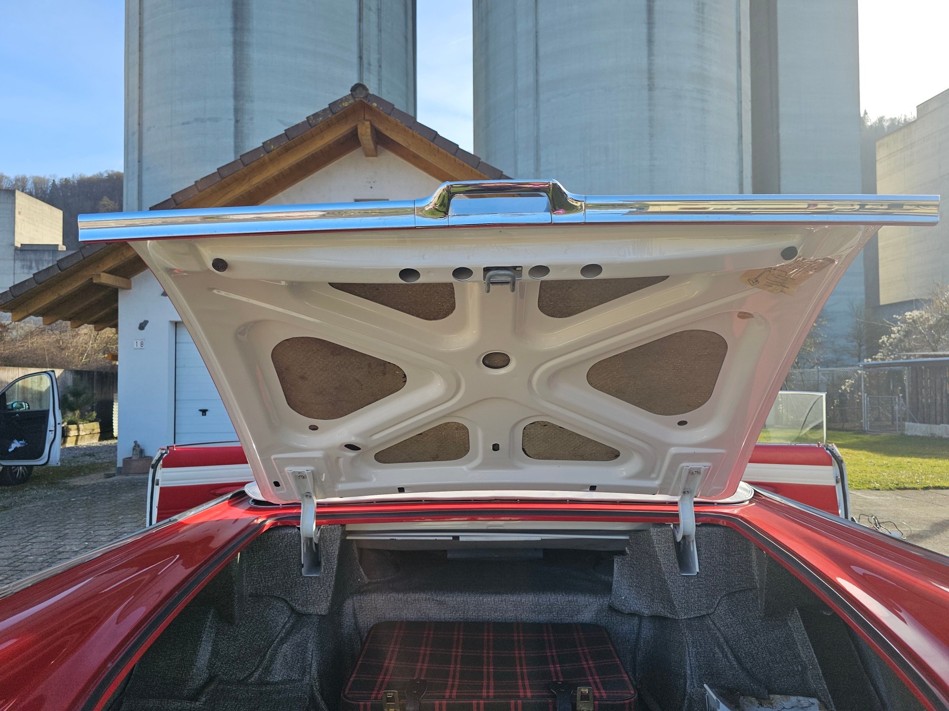 OLDSMOBILE Dynamic super 88 Coupé-image-22