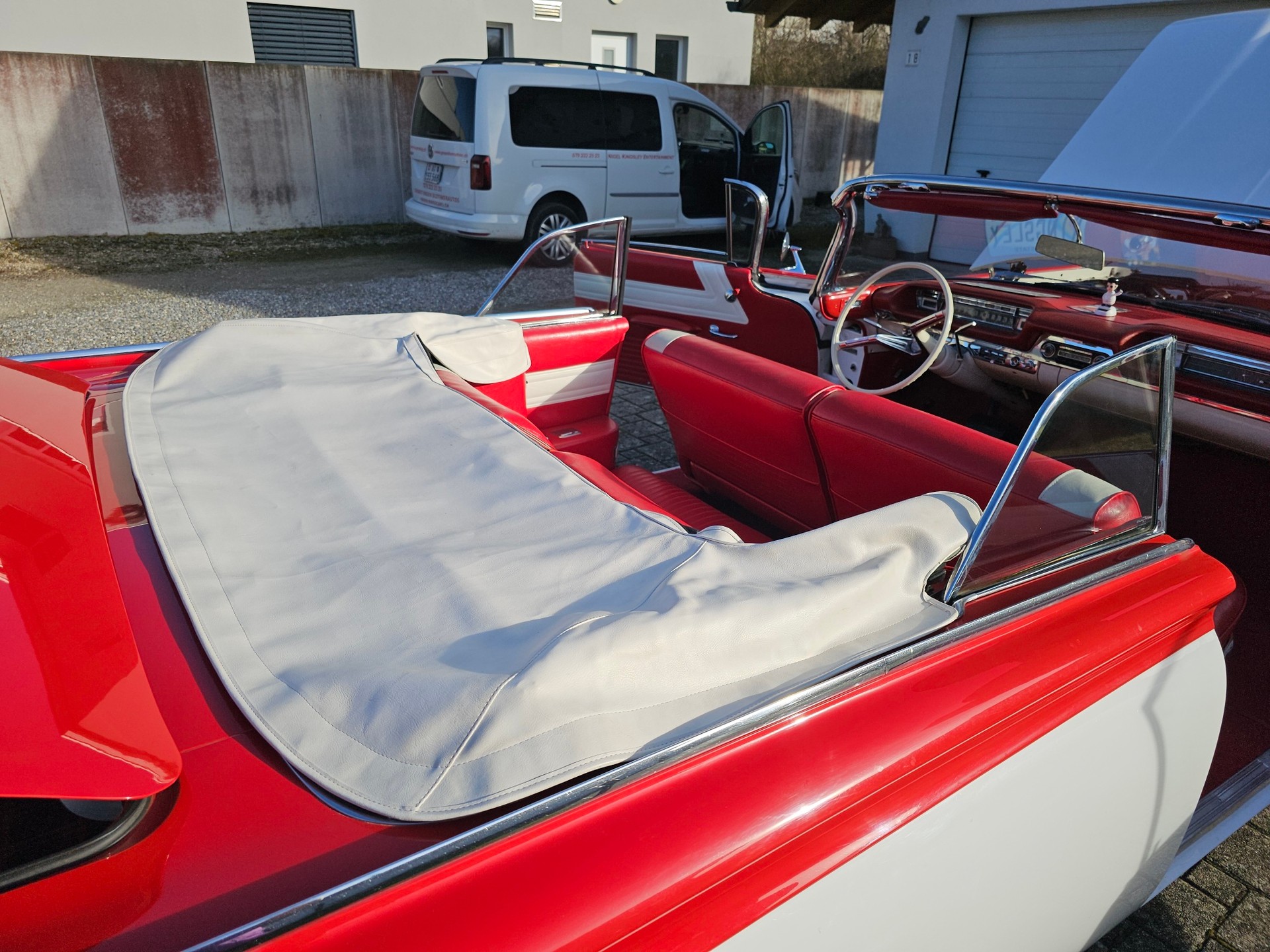 OLDSMOBILE Dynamic super 88 Coupé-image-23
