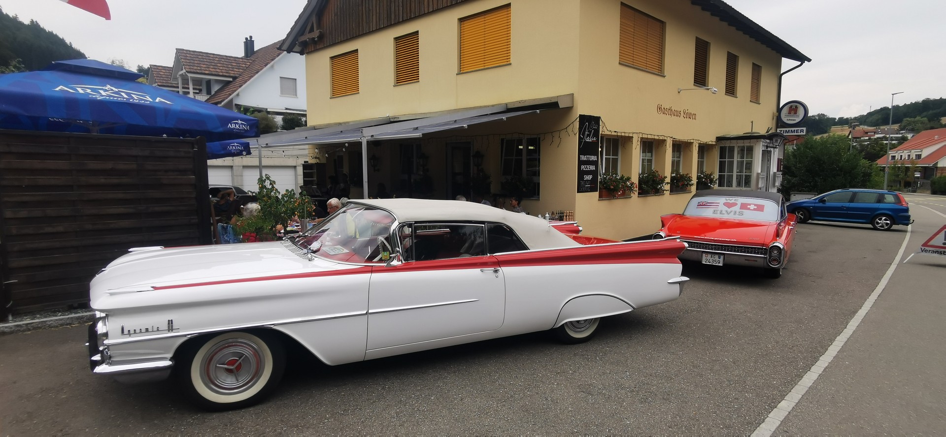 OLDSMOBILE Dynamic super 88 Coupé-image-4