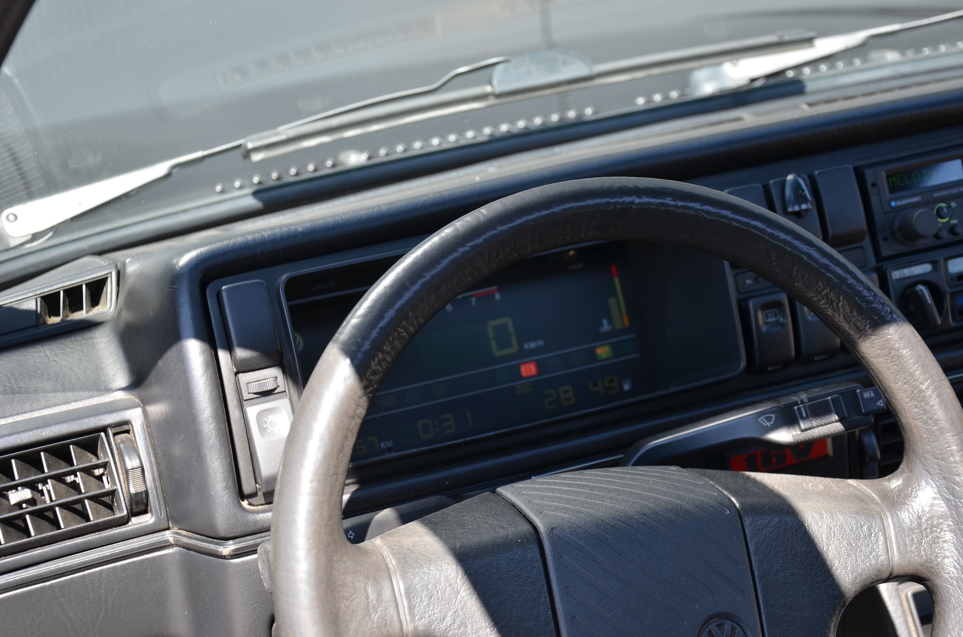 VW Golf 1800 GTI 16V HighTec-image-18