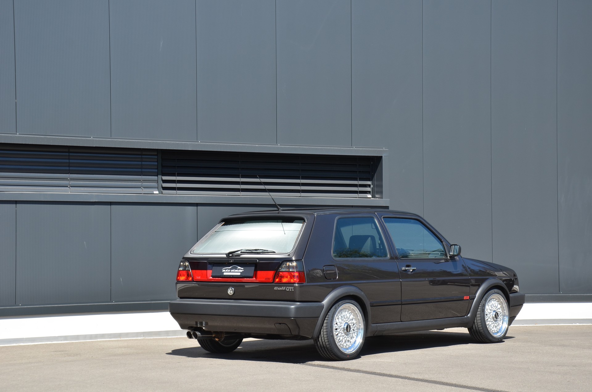 VW Golf 1800 GTI 16V HighTec-image-2