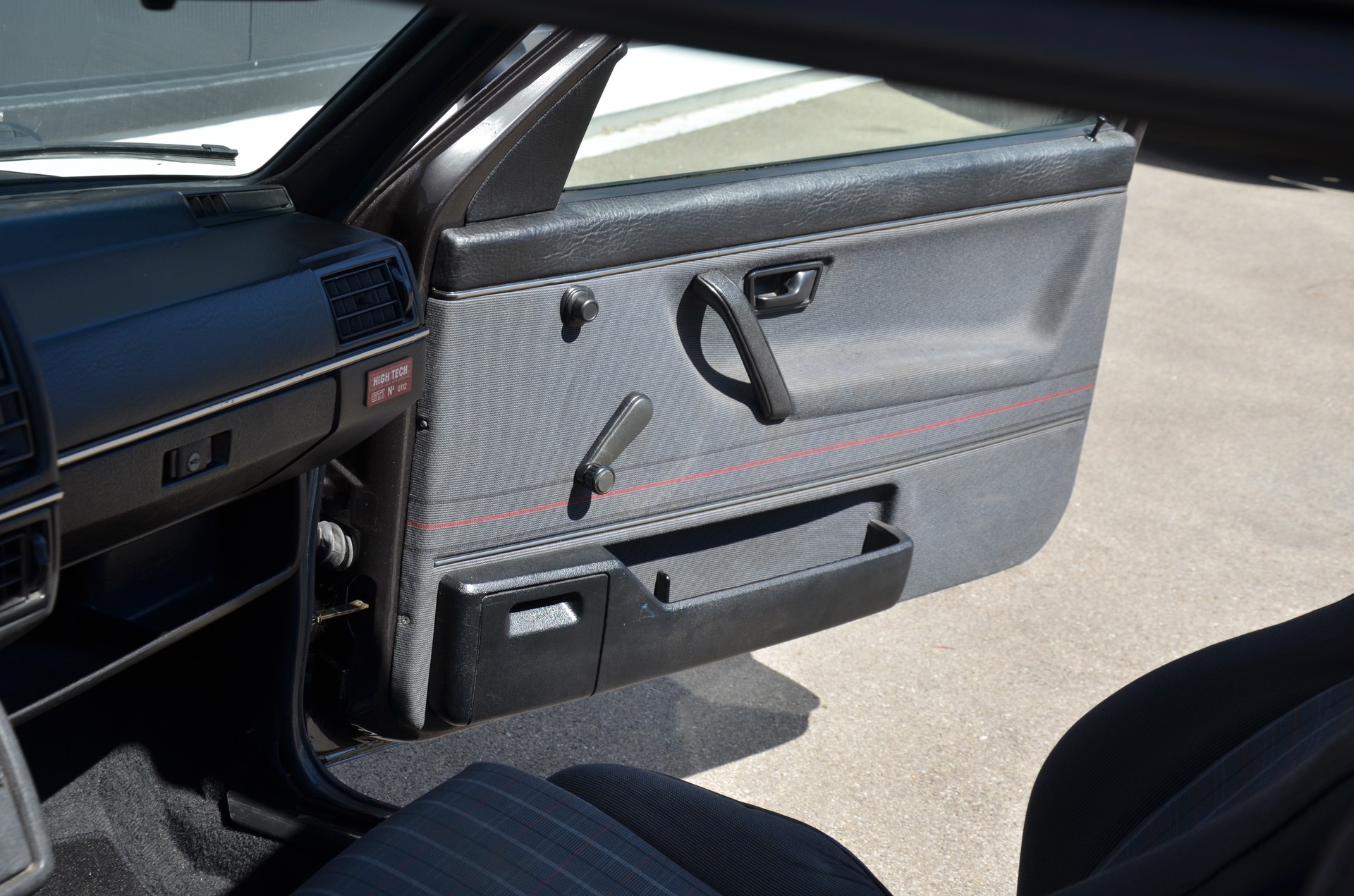 VW Golf 1800 GTI 16V HighTec-image-16