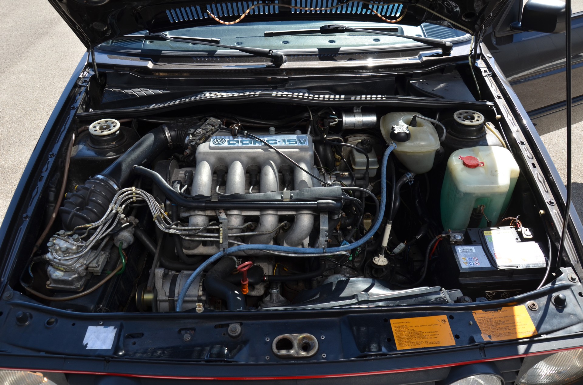 VW Golf 1800 GTI 16V HighTec-image-21