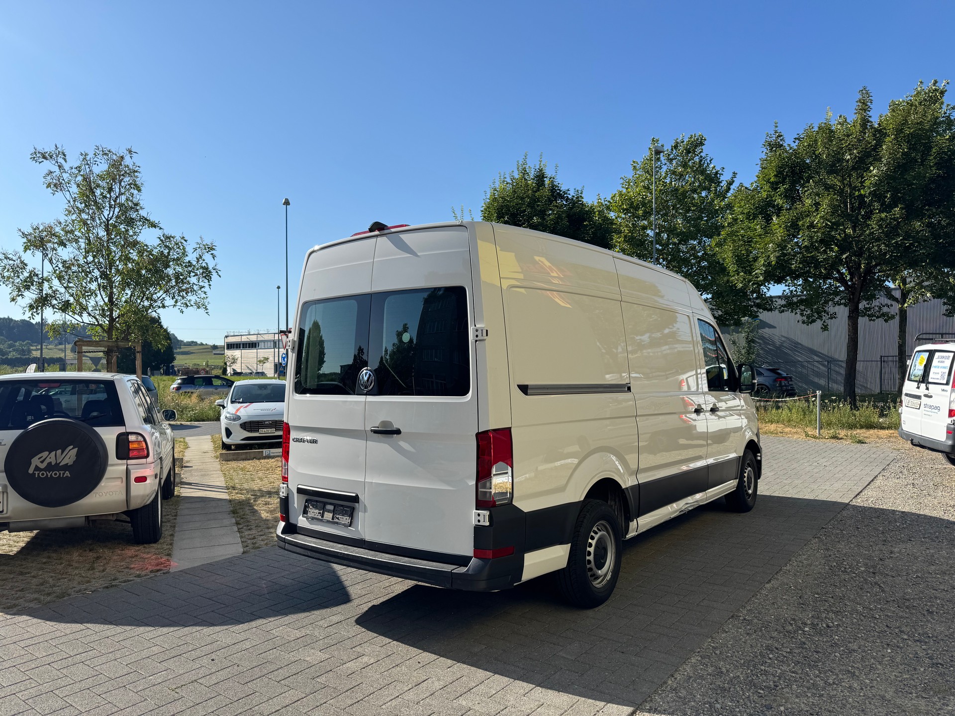 VW Crafter 35 2.0 TDI Entry L3 A-image-4