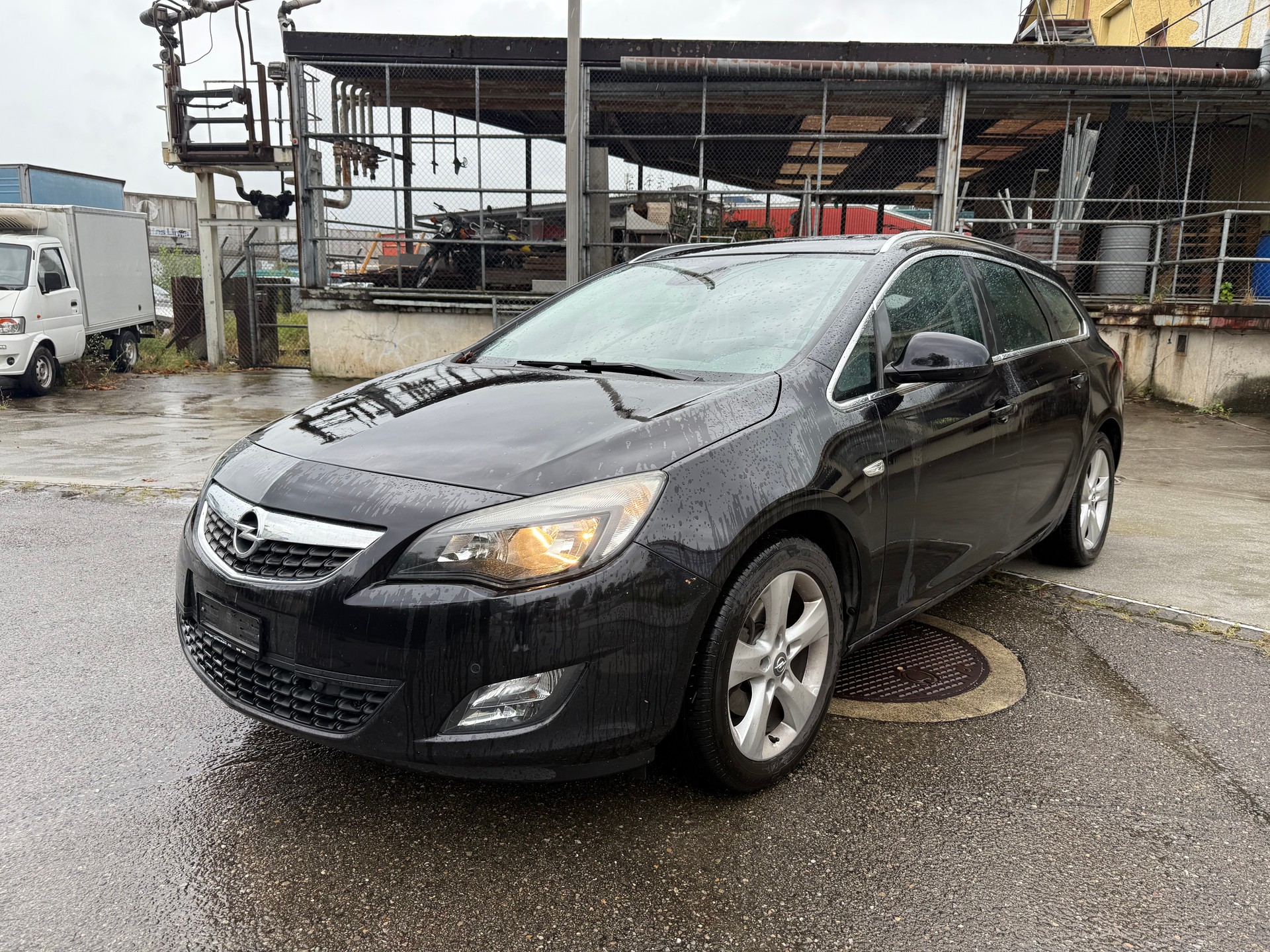 OPEL Astra SportsTourer 1.6i 16V Turbo Sport-image-0