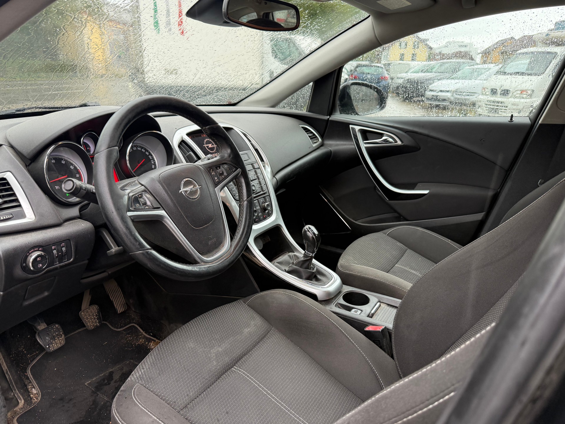 OPEL Astra SportsTourer 1.6i 16V Turbo Sport-image-8