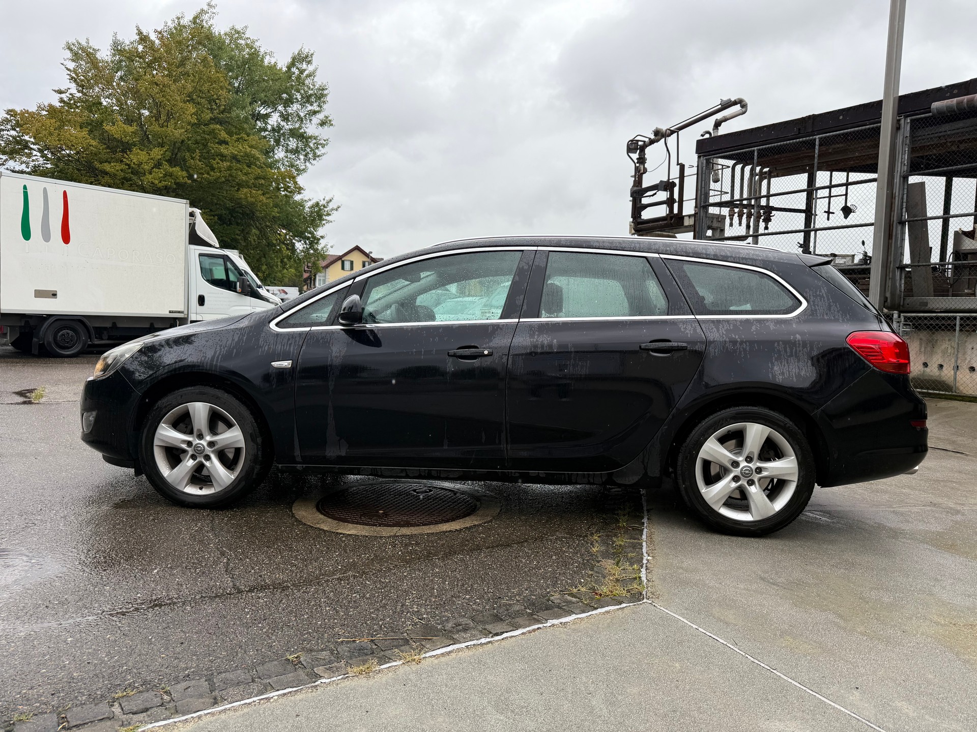 OPEL Astra SportsTourer 1.6i 16V Turbo Sport-image-5